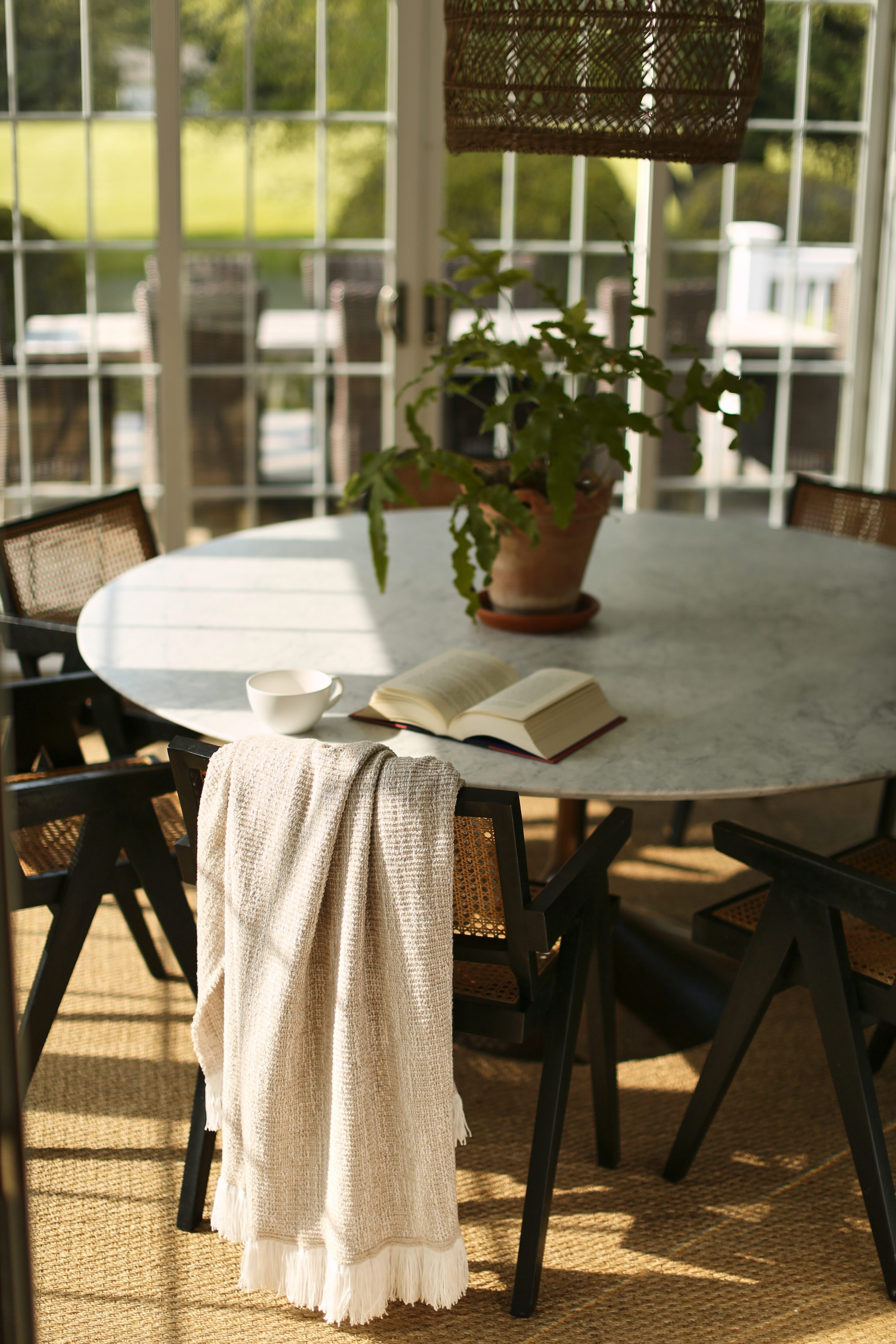 SB_May_Lifestyle_Day1_SunRoom_27.jpeg