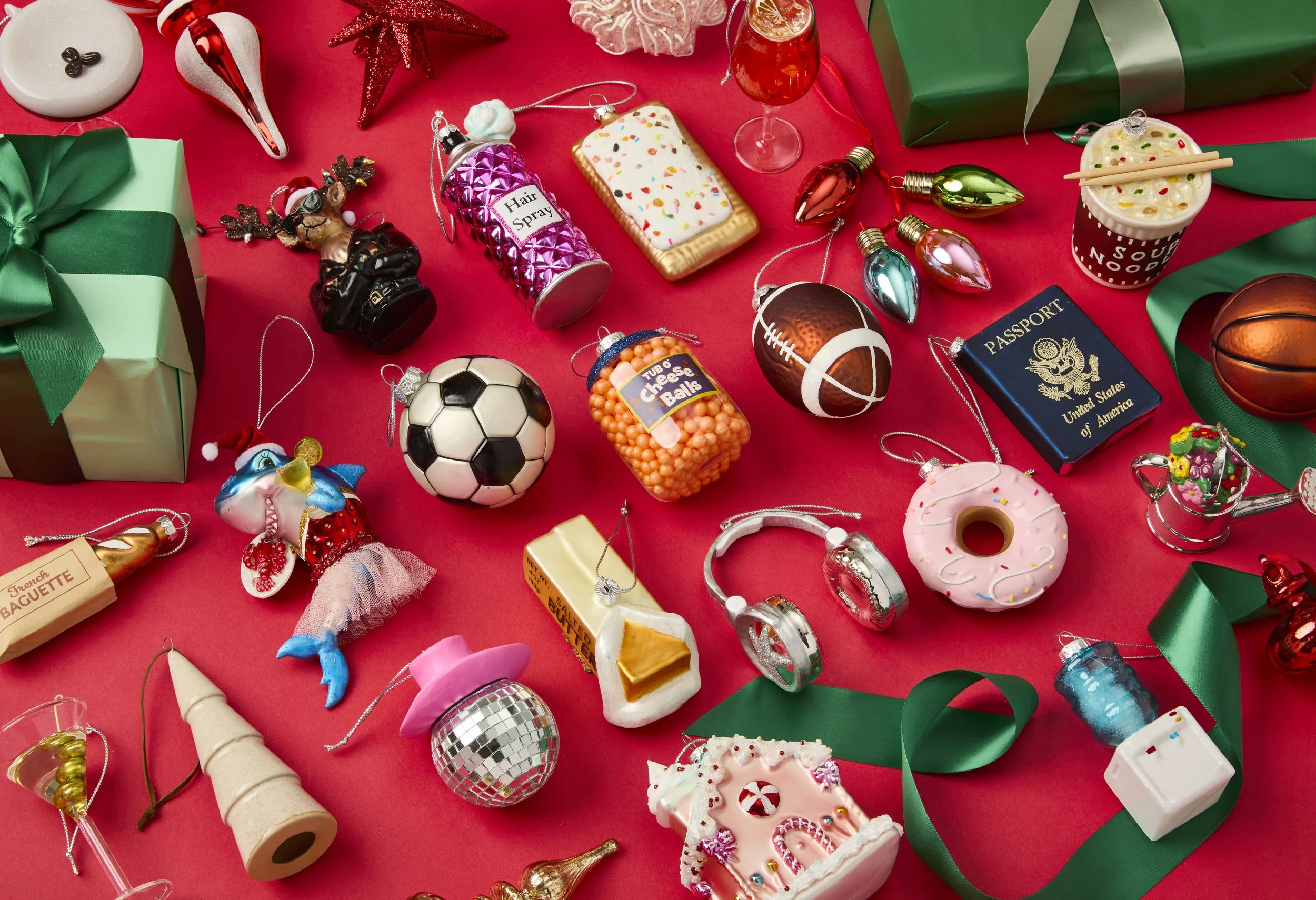 3125-11316 Early Holiday_best seller ornaments.jpg