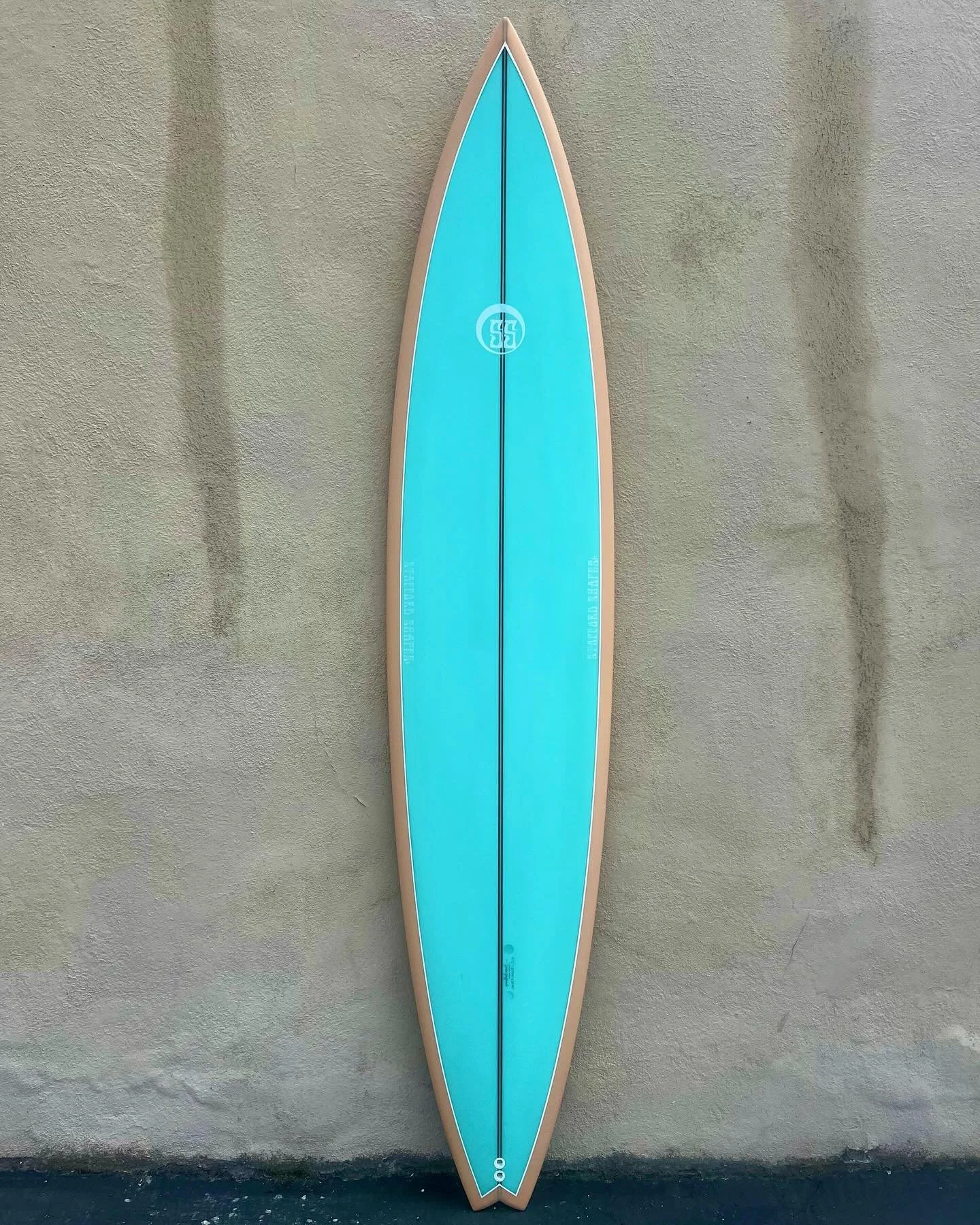 Winter may be over but it&rsquo;s never too early to start preparing for next season.
9&rsquo;0&rdquo; x 21 3/4&rdquo; x 3 3/8&rdquo; Buddha Gun. &ldquo;Peach Fuzz&rdquo; was this year&rsquo;s Pantone Color of the Year, so I decided to try it on a bo