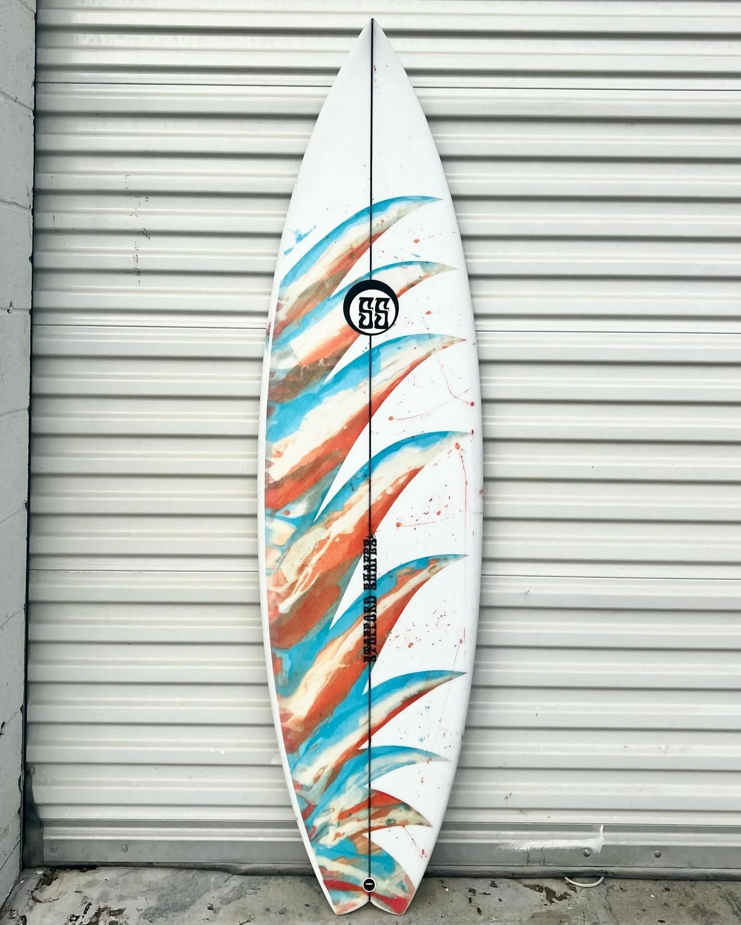 I set my sights on honing in a proper hi performance shortboard model about a year ago, and am grateful to have customers that trust me to try different tweaks here and there to help get the design where I want it to be. Pictured is the latest iterat