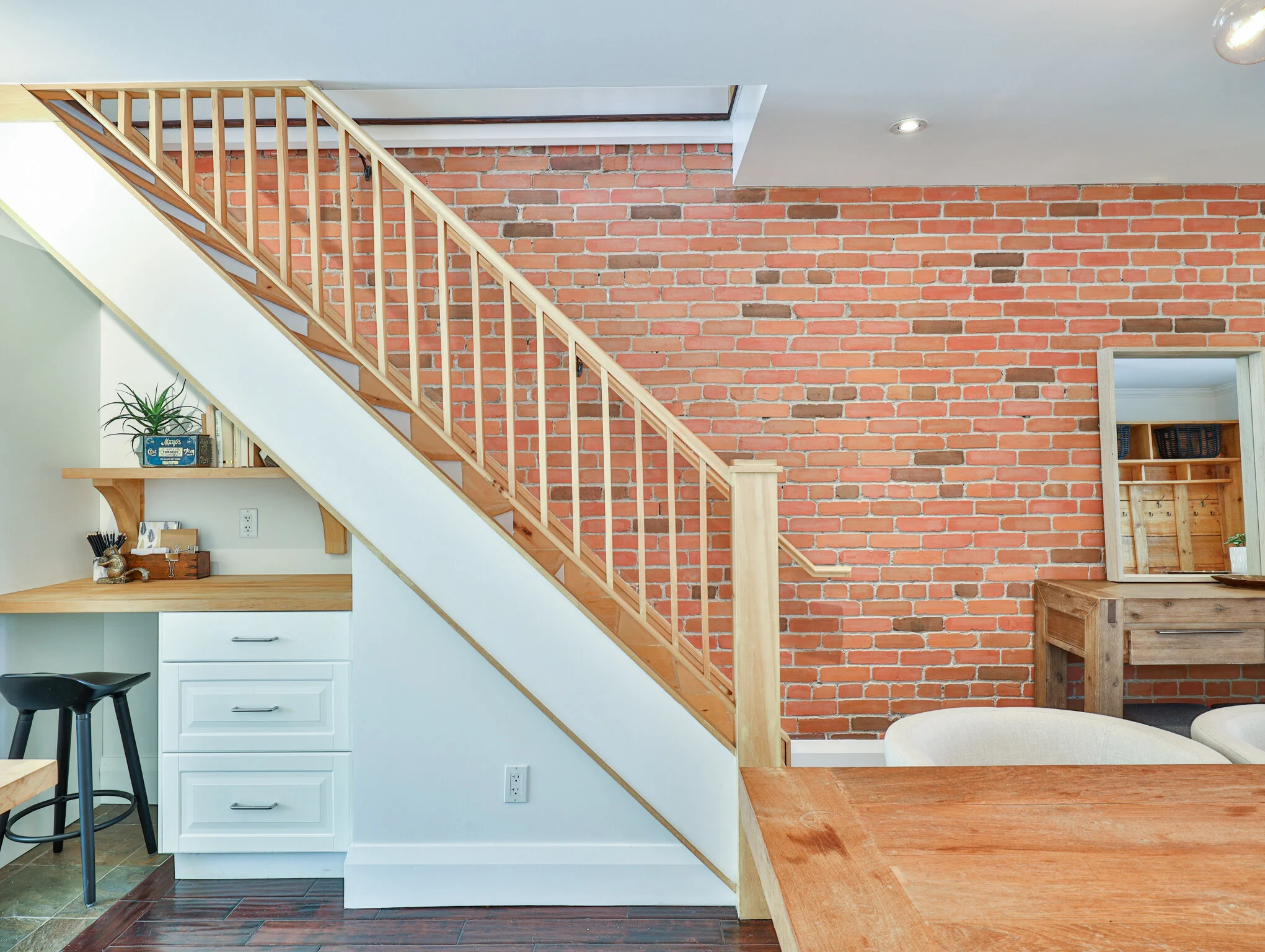 241 Soudan Avenue