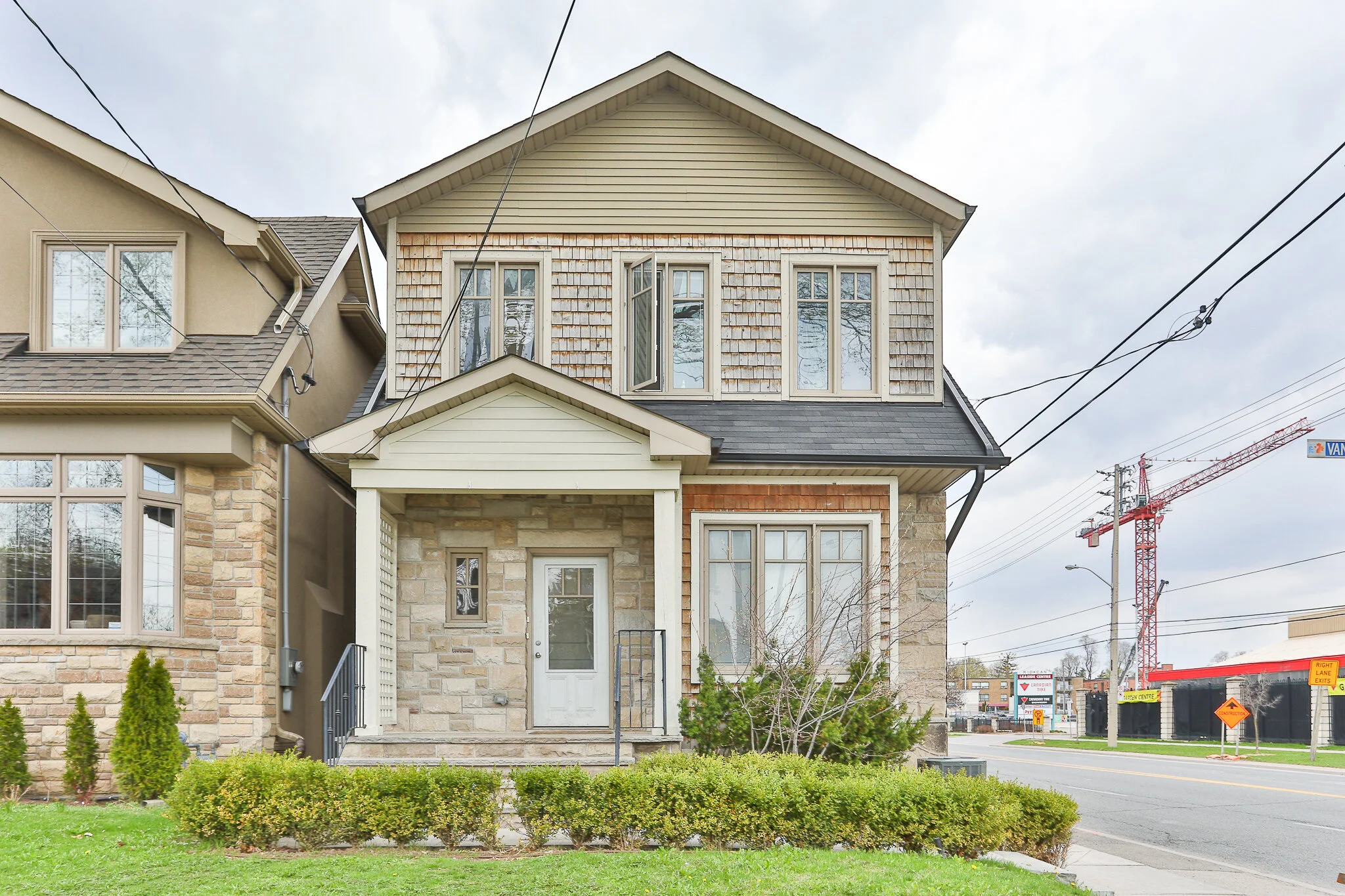 88 Vanderhoof Avenue- Upper