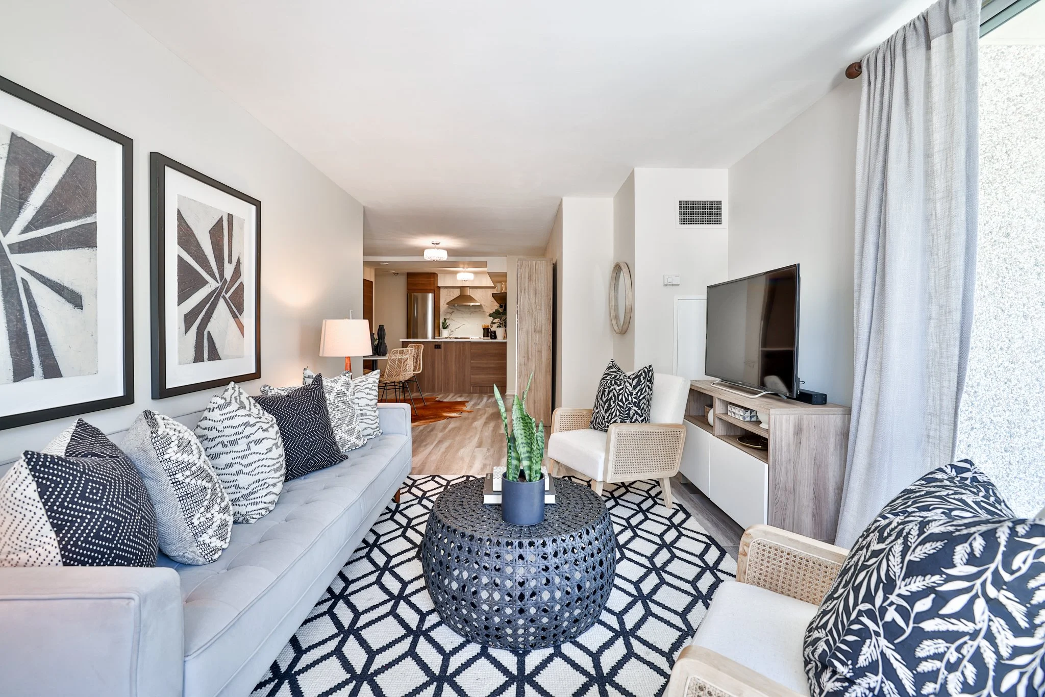 398 Eglinton Avenue E, Suite 201