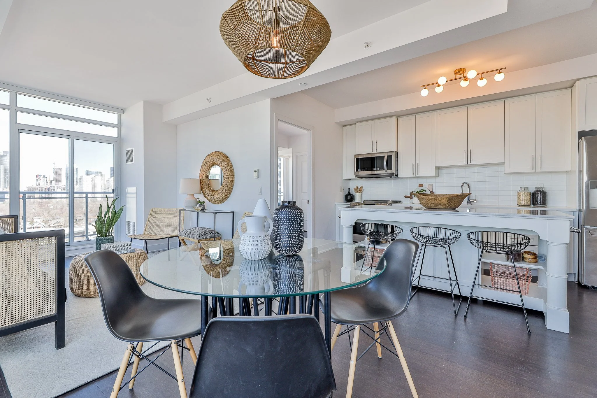 68 Merton Street, Suite 1307