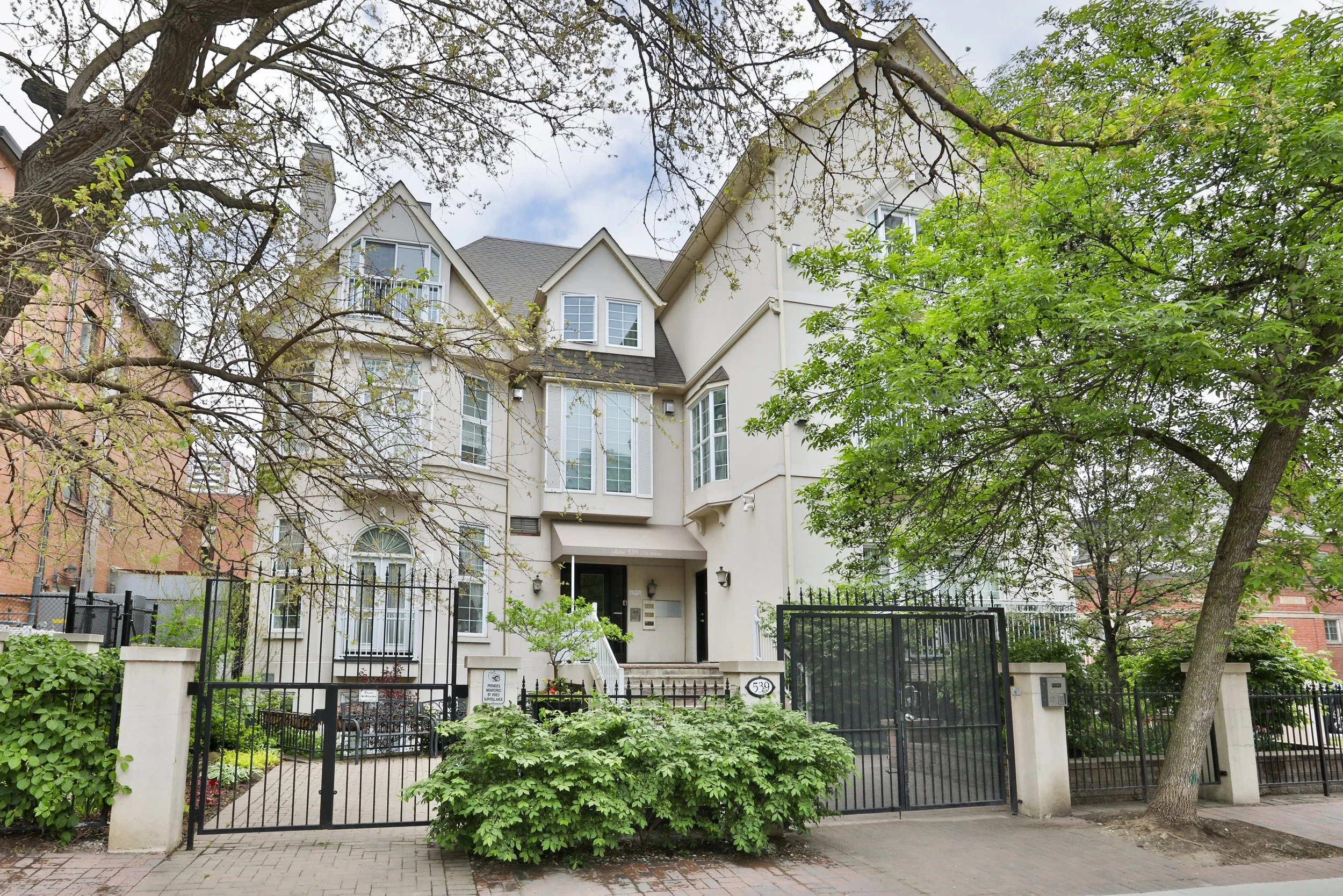 Our Listings — David & Kate Young Real Estate