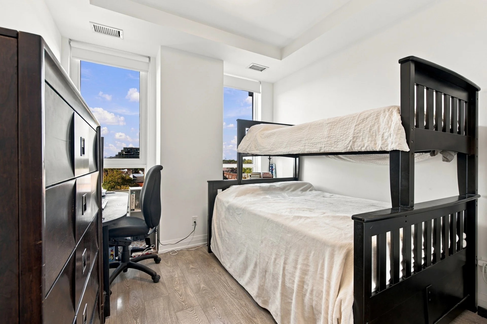 17. 26_001_Primary Bedroom.jpg