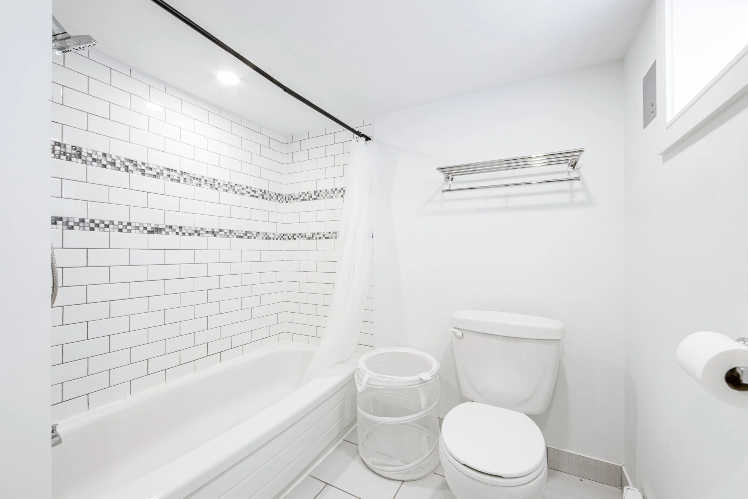13 Ravina Cres (15).jpg