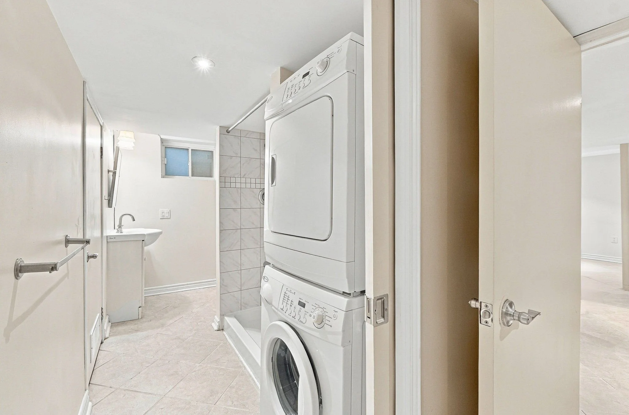 27. 43-web-or-mls-DSC07138.jpg