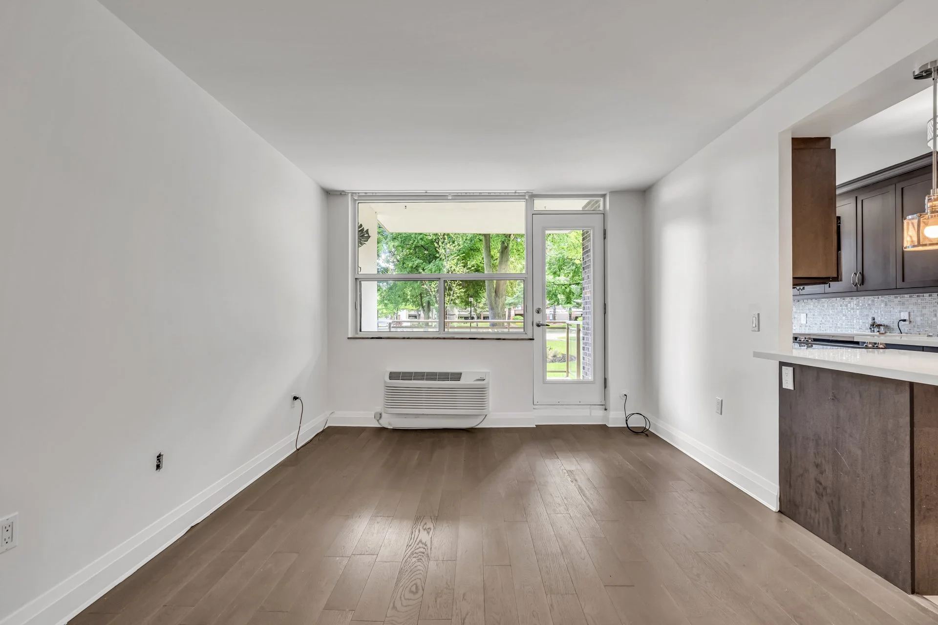 8_002_Living Room.jpg