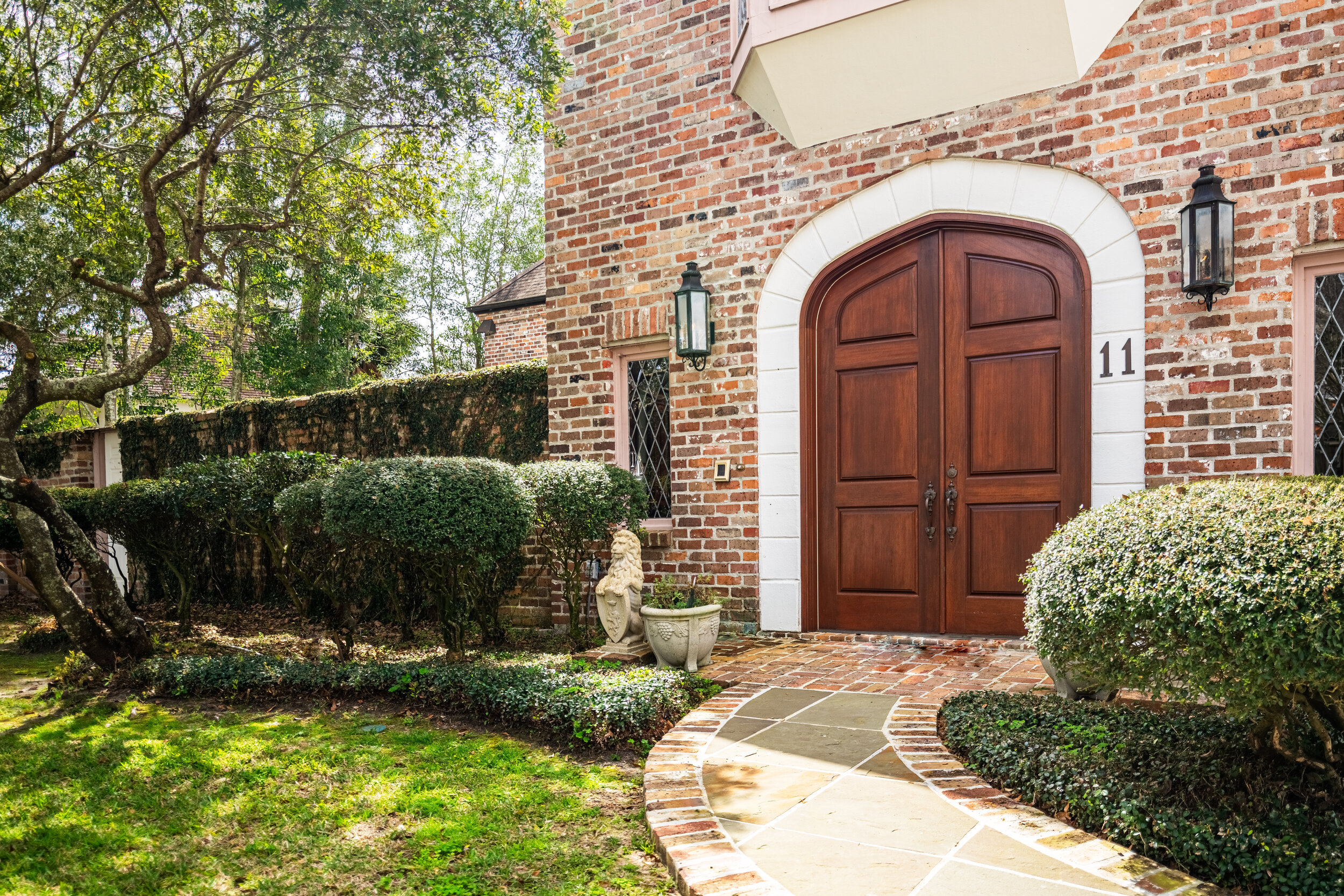 20210305-11Colony-FrontDoor.jpg