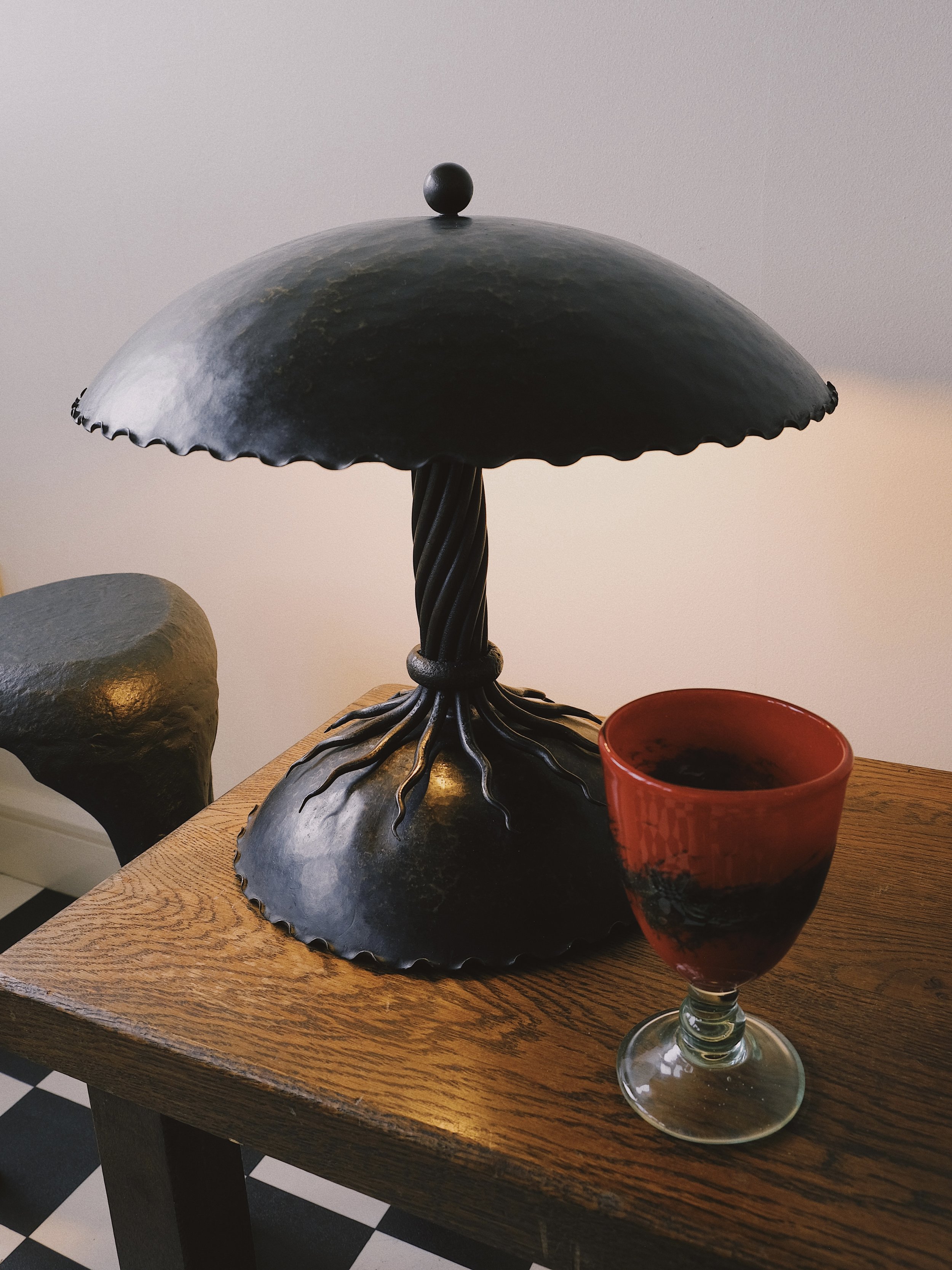 Iron tree lamp 6.jpg
