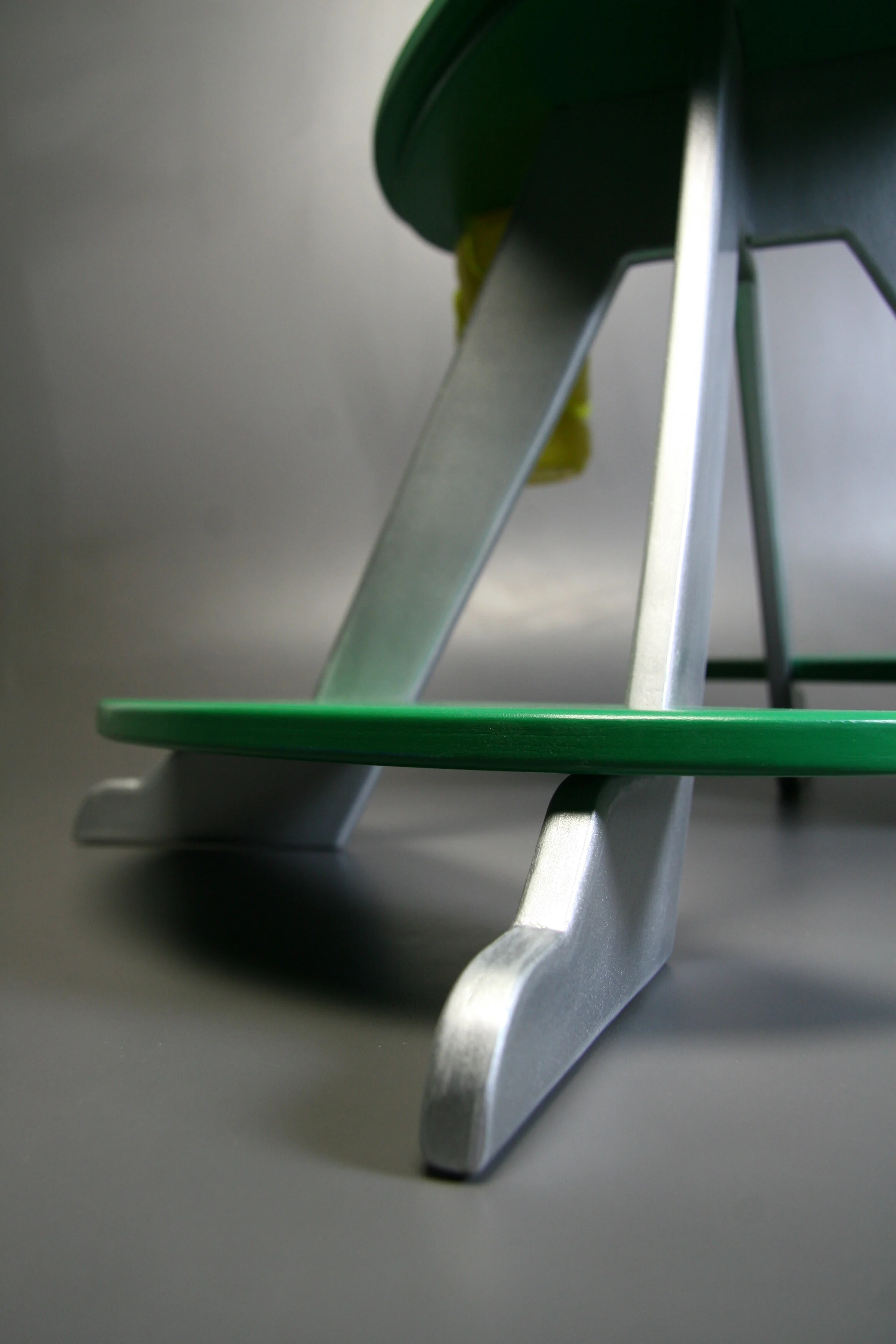 stool1.jpg
