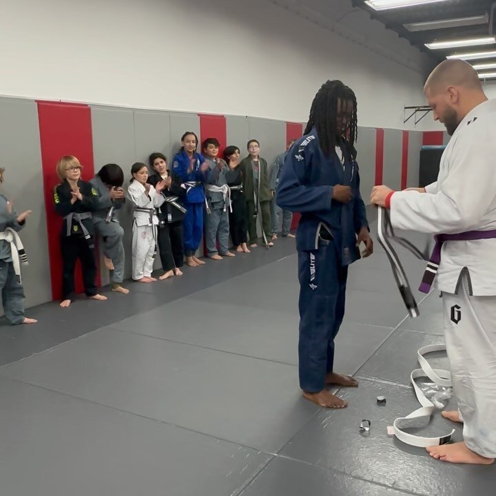 Syar has been working really hard, has really progressed on the mats with his technique and he is an amazing training partner, teammate and leader! 

Just look at how excited all the kids are! What a community! ❤️

#bjjkids #jiujitsukidsclass #jiujit