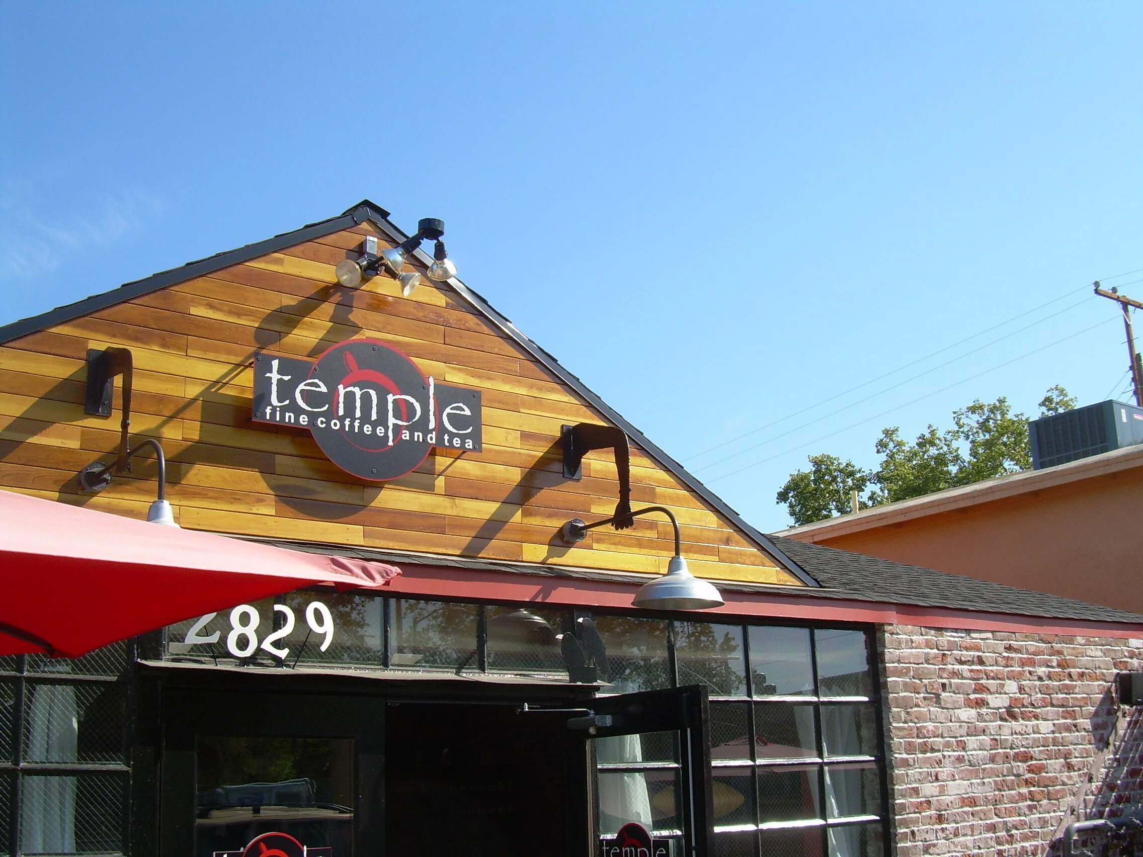 24- 2829 S St- Temple.JPG