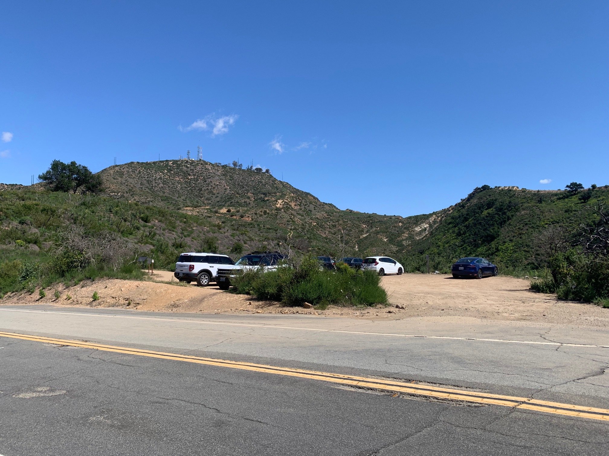 Latigo Canyon parking lot
