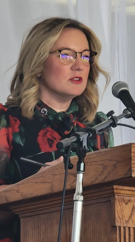  Lindsay Horvath, LA County Supervisor, 3rd District, Presets the Award 