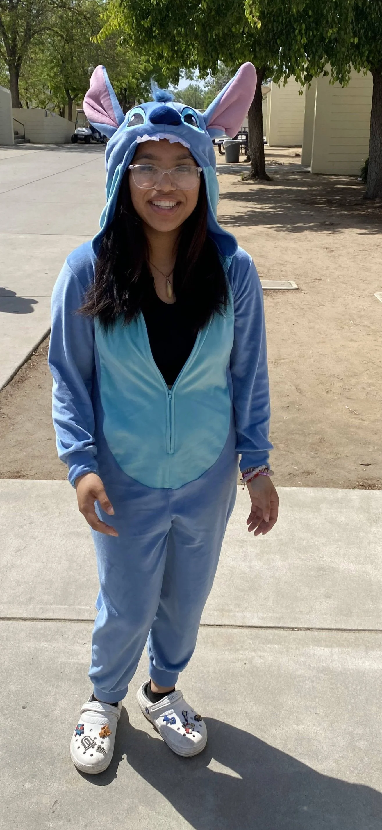 Lilian Flores as Stitch.