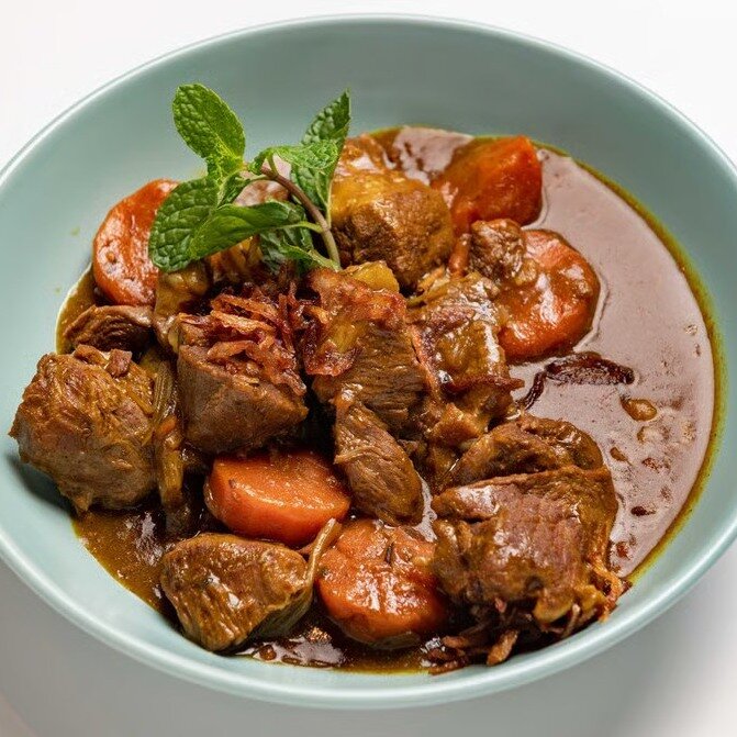 Don't miss out on our Wednesday night special: Malaysian Lamb Stew with Carrot, Celery, &amp; Ginger Garlic Rice for just $23! Indulge in this flavourful dish tonight at any Banana Leaf location, except Davie. 

*Image for illustration purposes only.