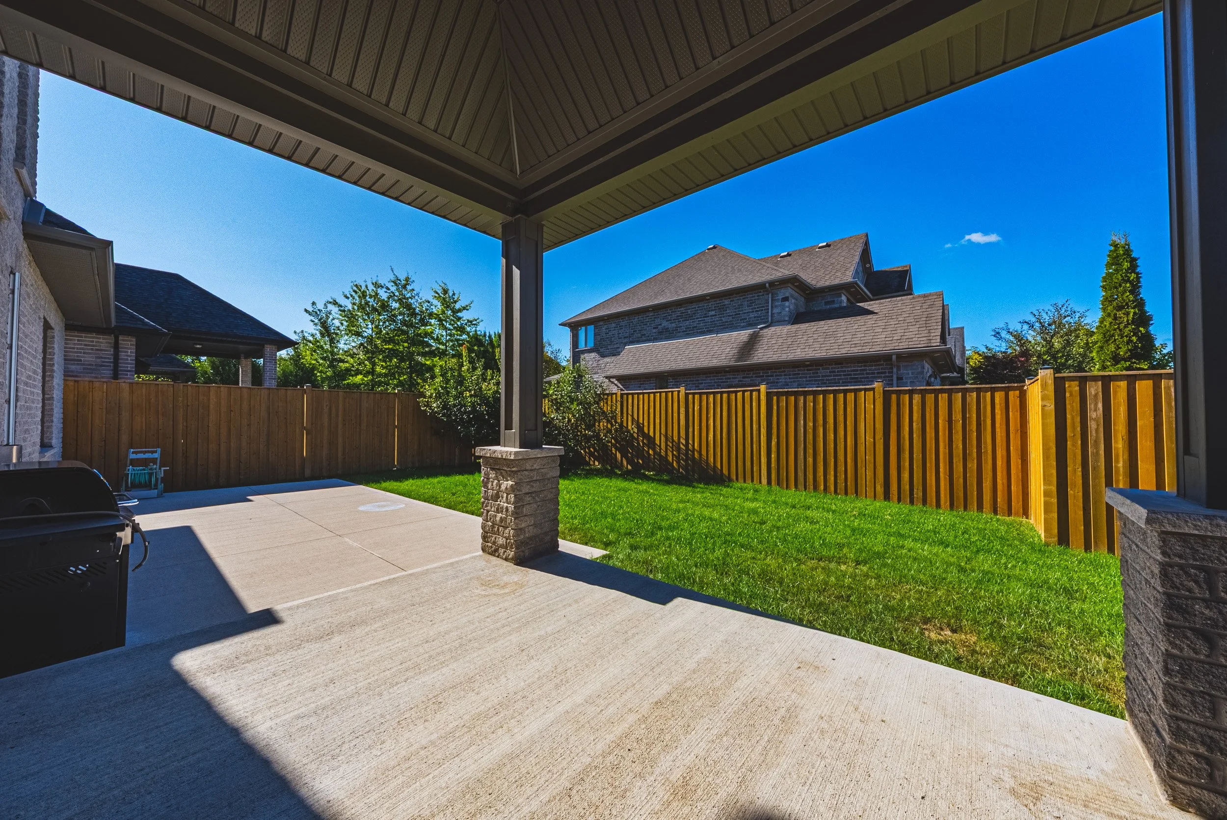42 - 41 Zaduk Pl, Guelph.jpg