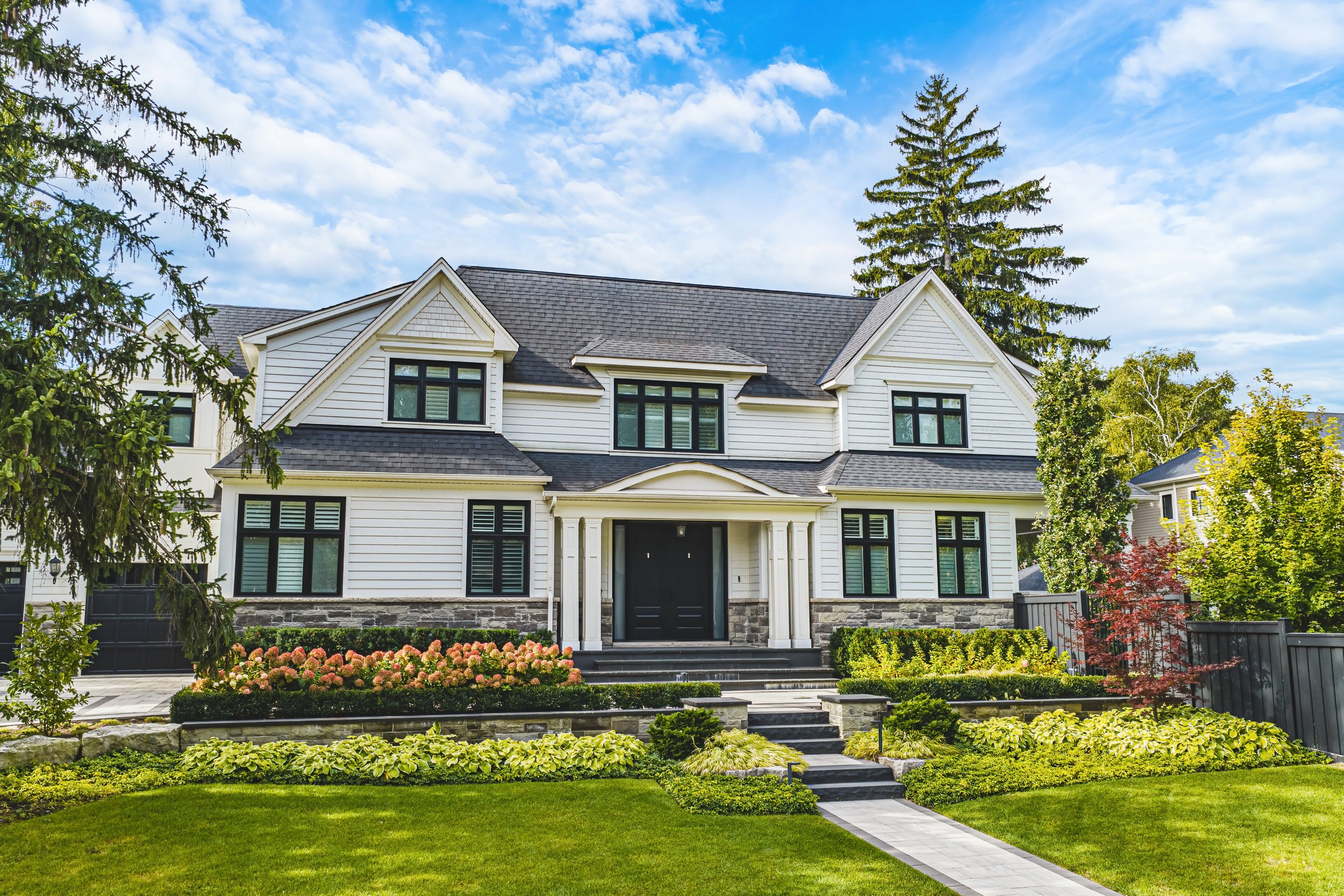 5 - 4369 Lakeshore Rd, Burlington.jpg