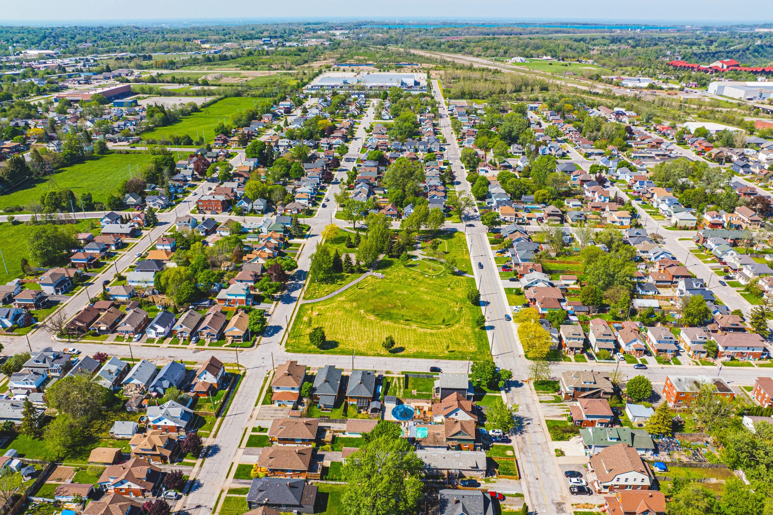 46 - 5039 Valley Way, Niagara Falls.jpg