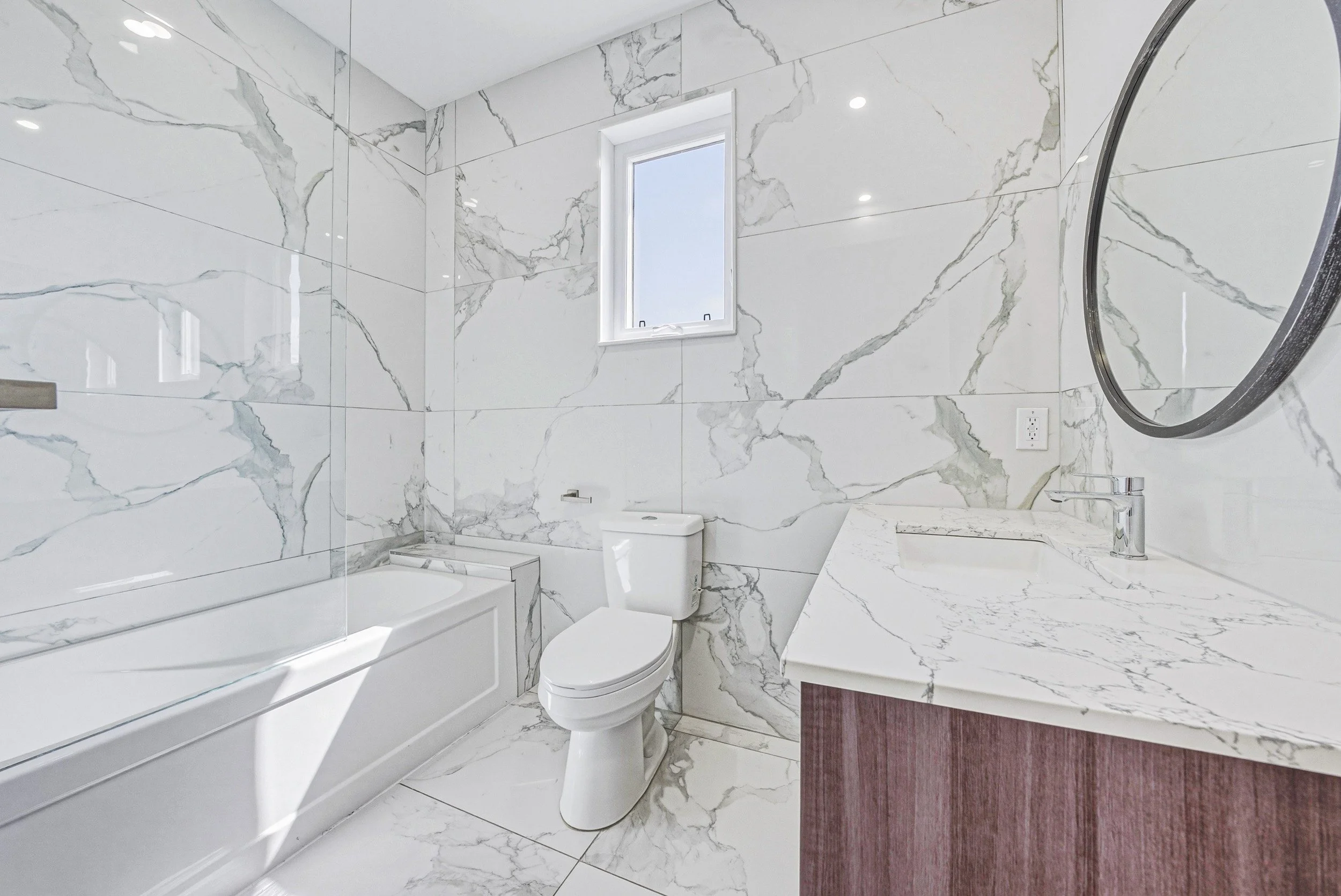 30 - 68 Vansitmart Ave, Hamilton.jpg