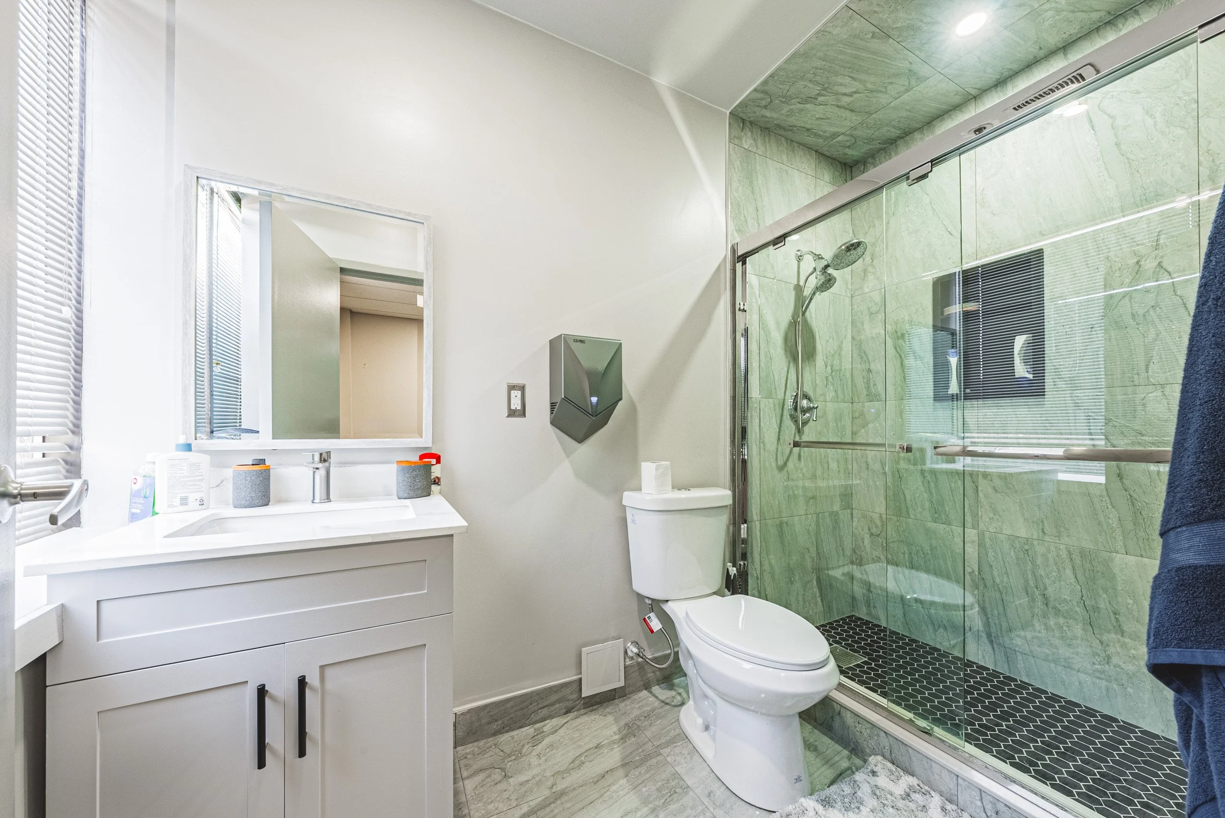 10 - 8 Edvac Dr, Brampton.jpg