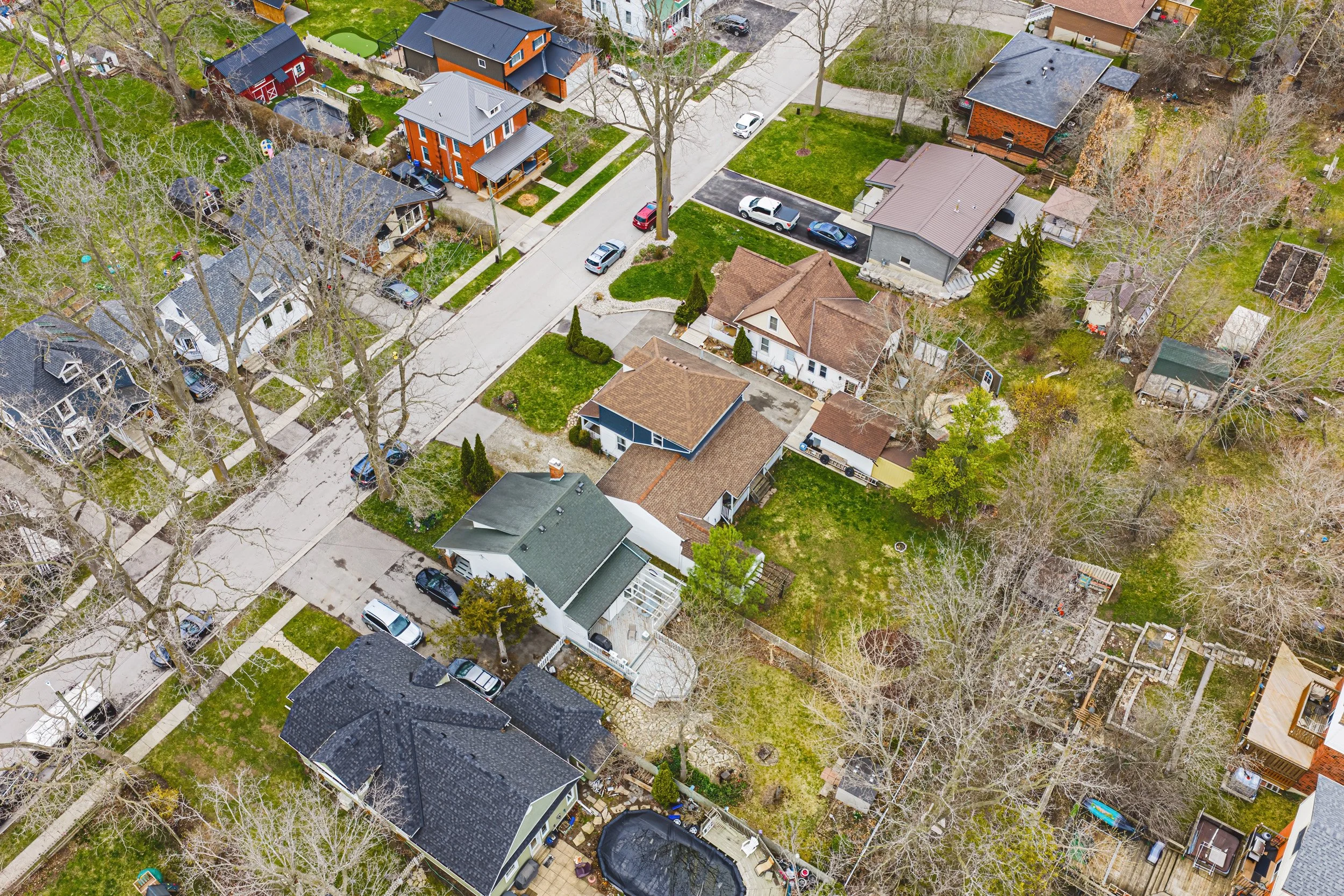 31 - 30 Grand Ave, Caledonia.jpg