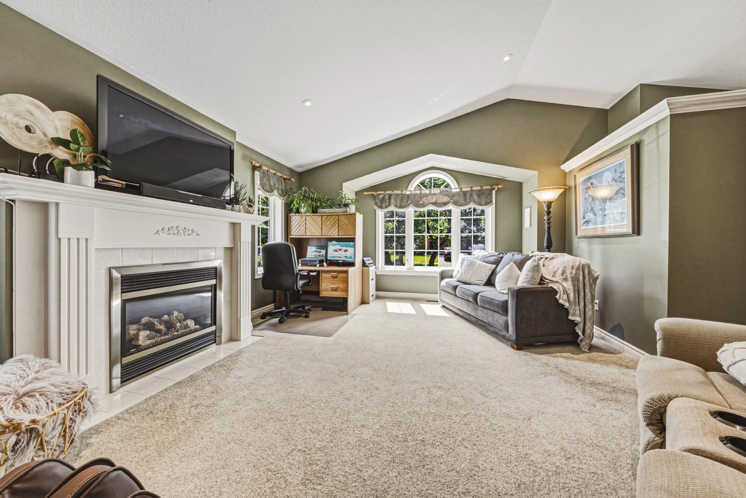 7 - 4011 Azalea Cres, Lincoln.jpg