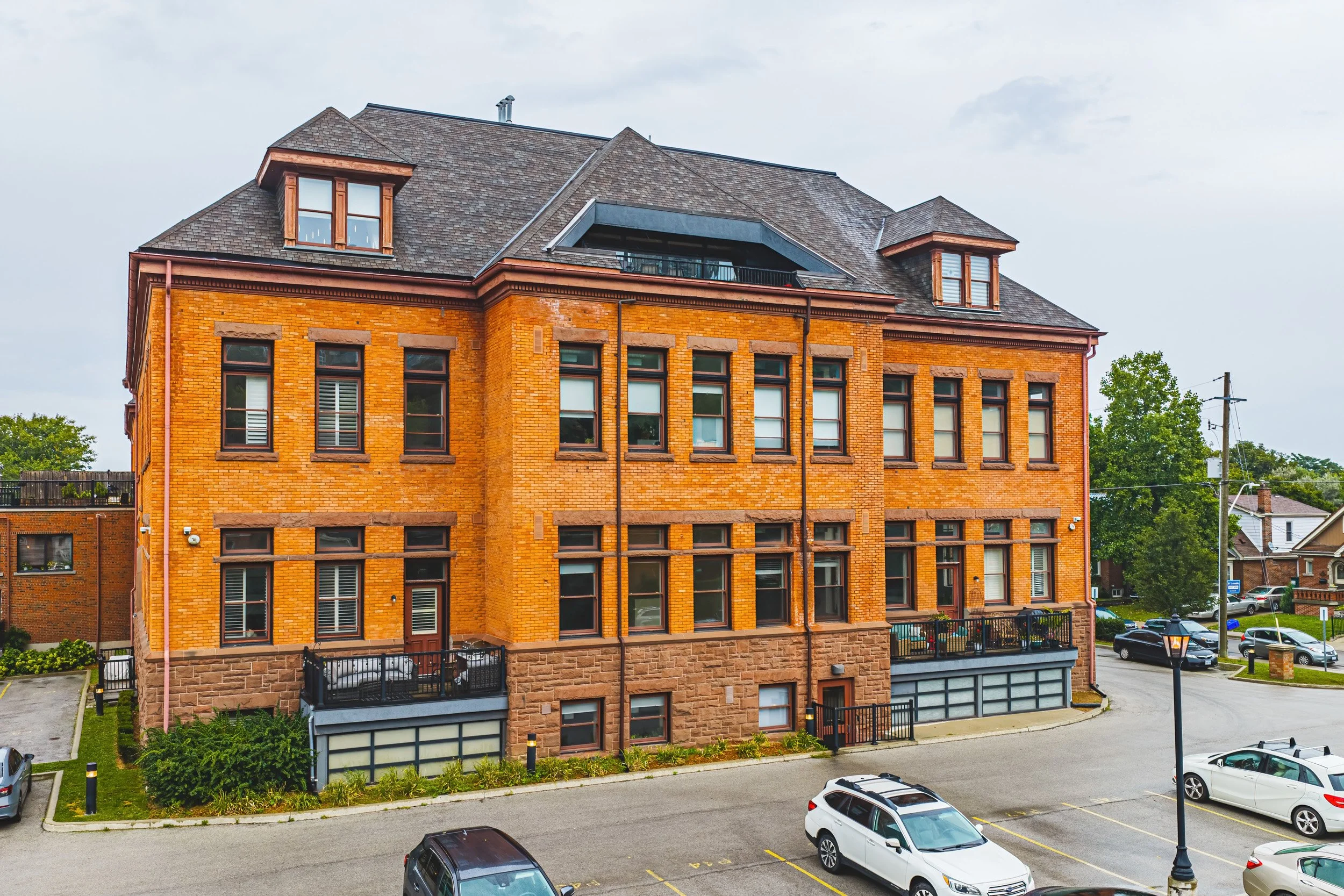 34 - 200 Stinson St PH16, Hamilton.jpg