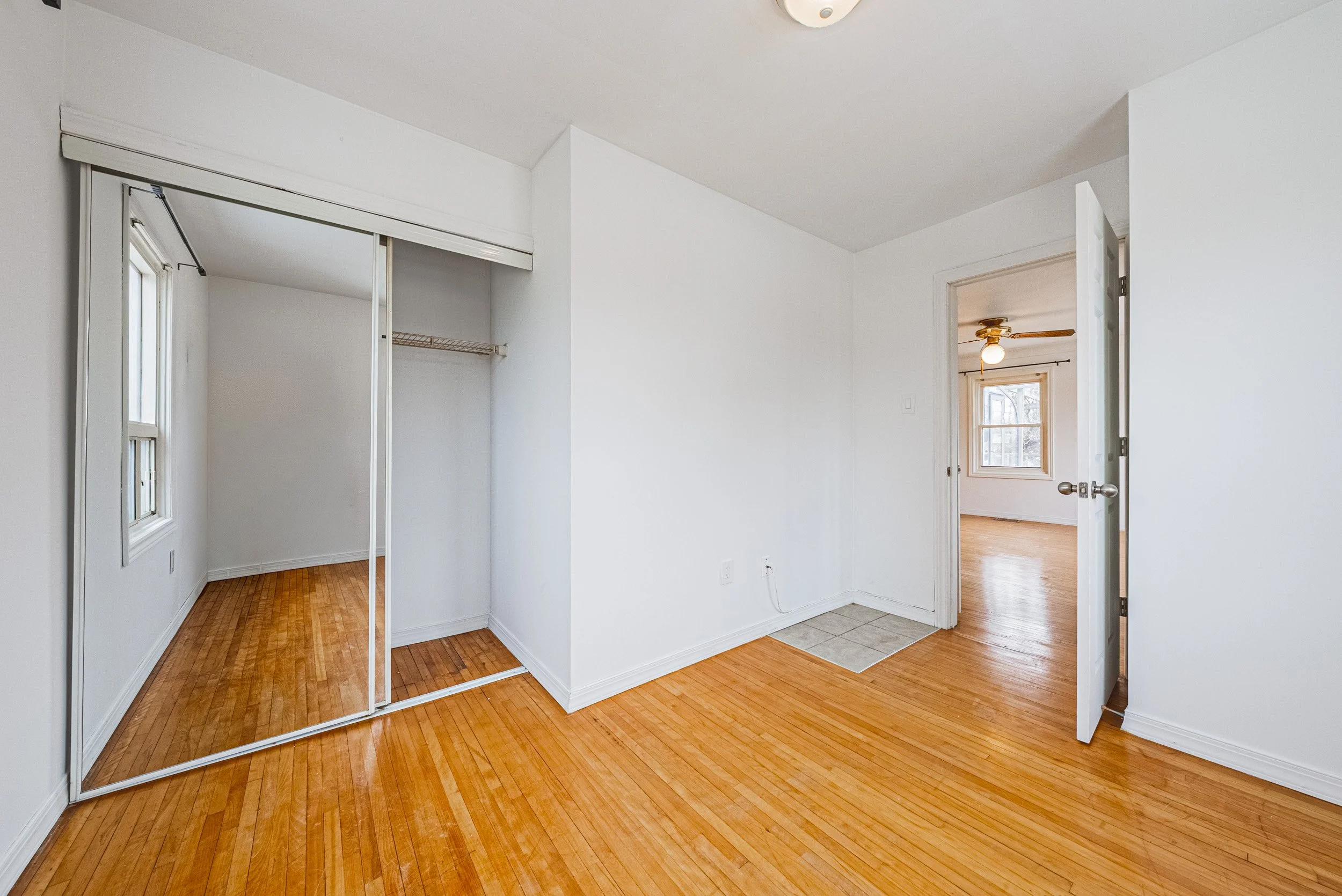 13 - 1124 Dunsmure, Hamilton.jpg