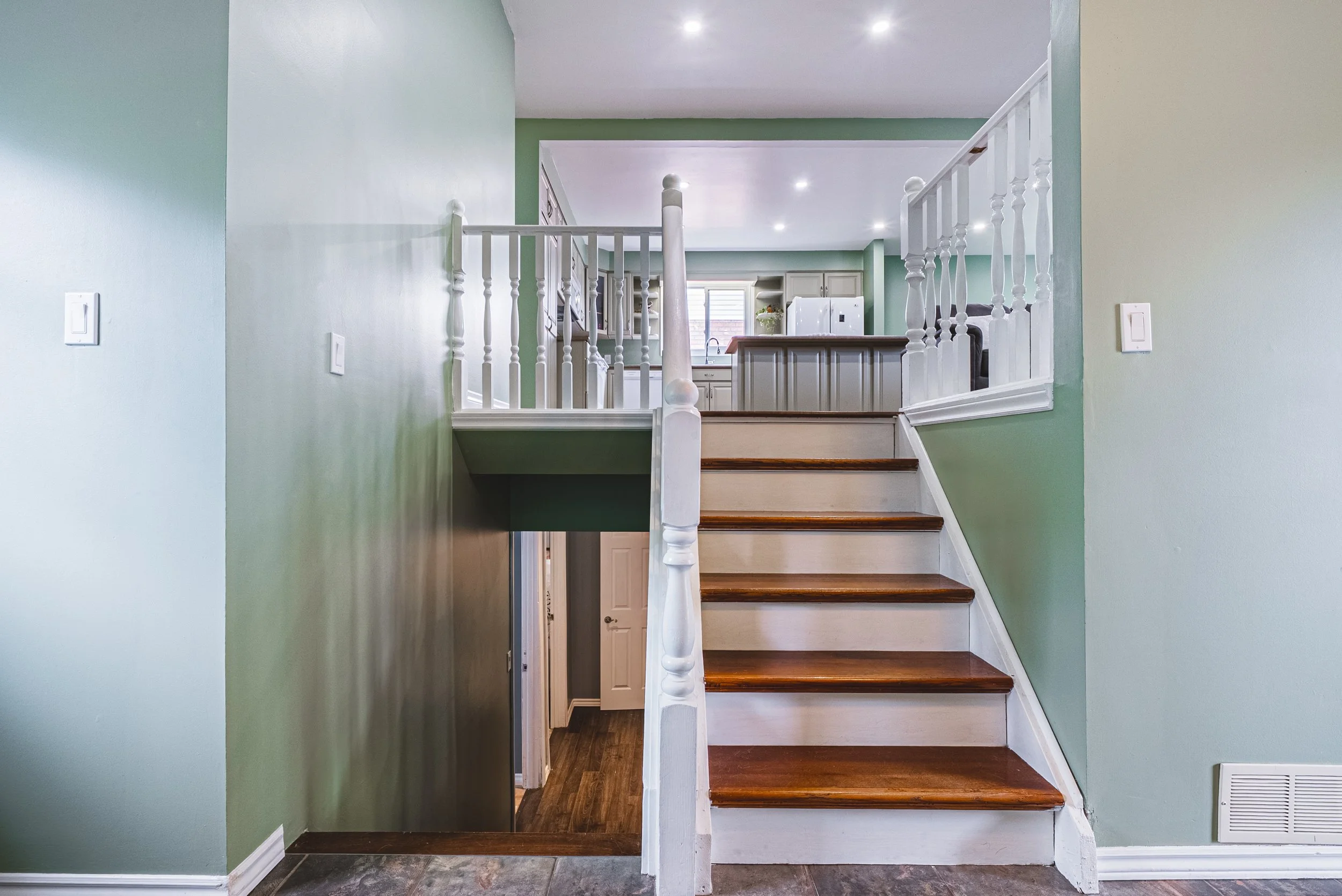 7-27 Ludlow Crescent, Brantford.jpg