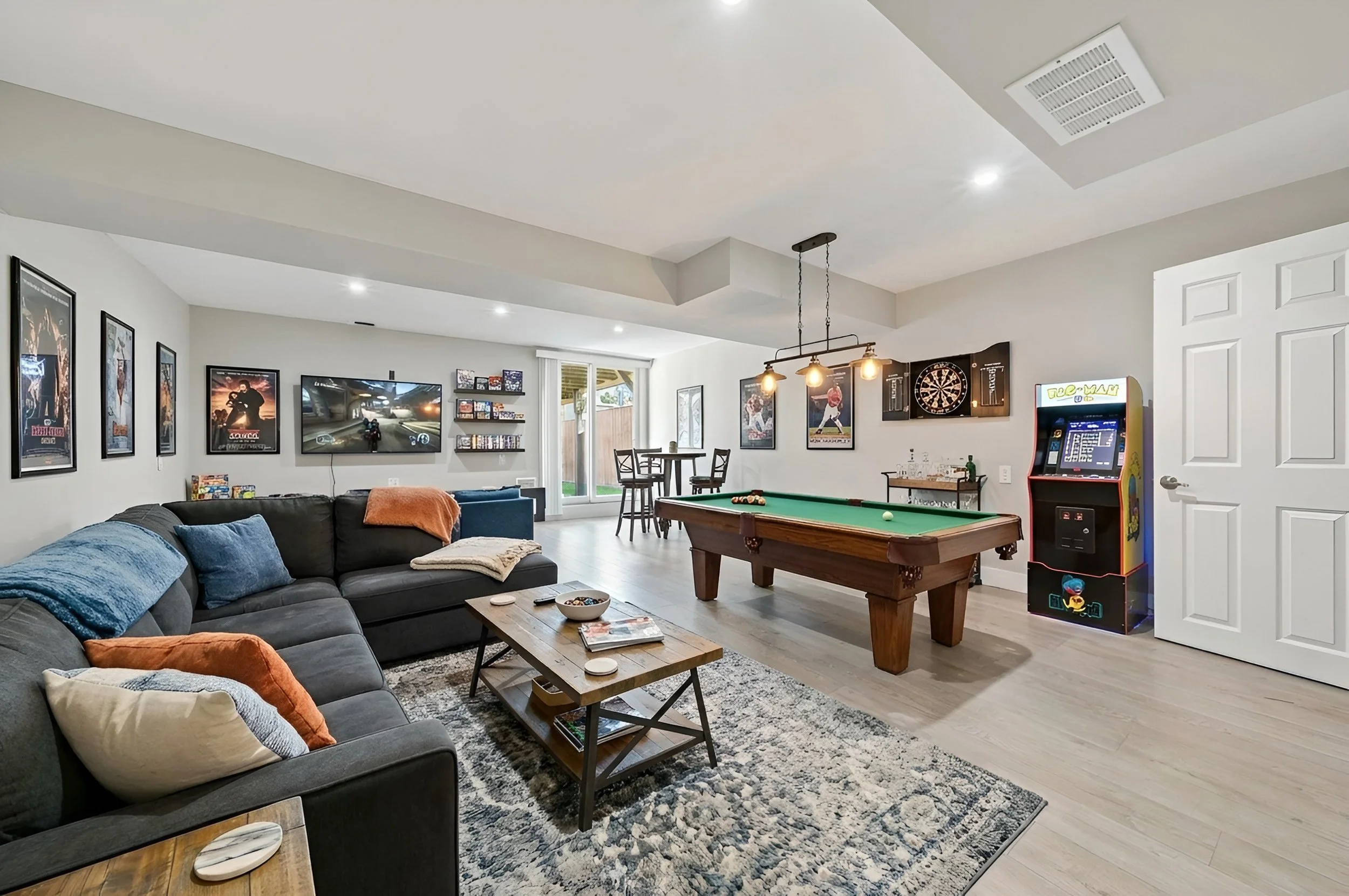42-35 Thames Wy Hamilton.jpg