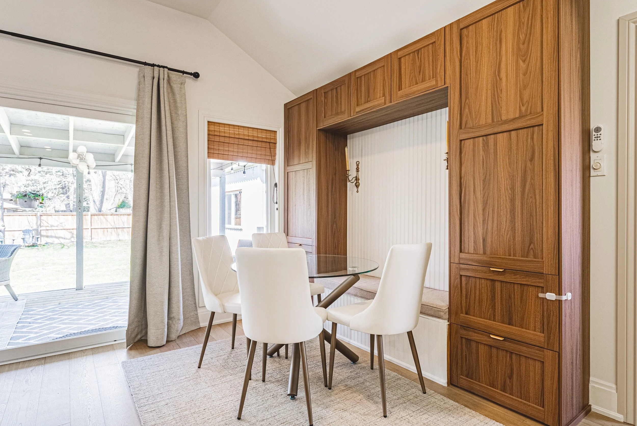 11 - 121 Paisley Blvd E, Mississauga.jpg