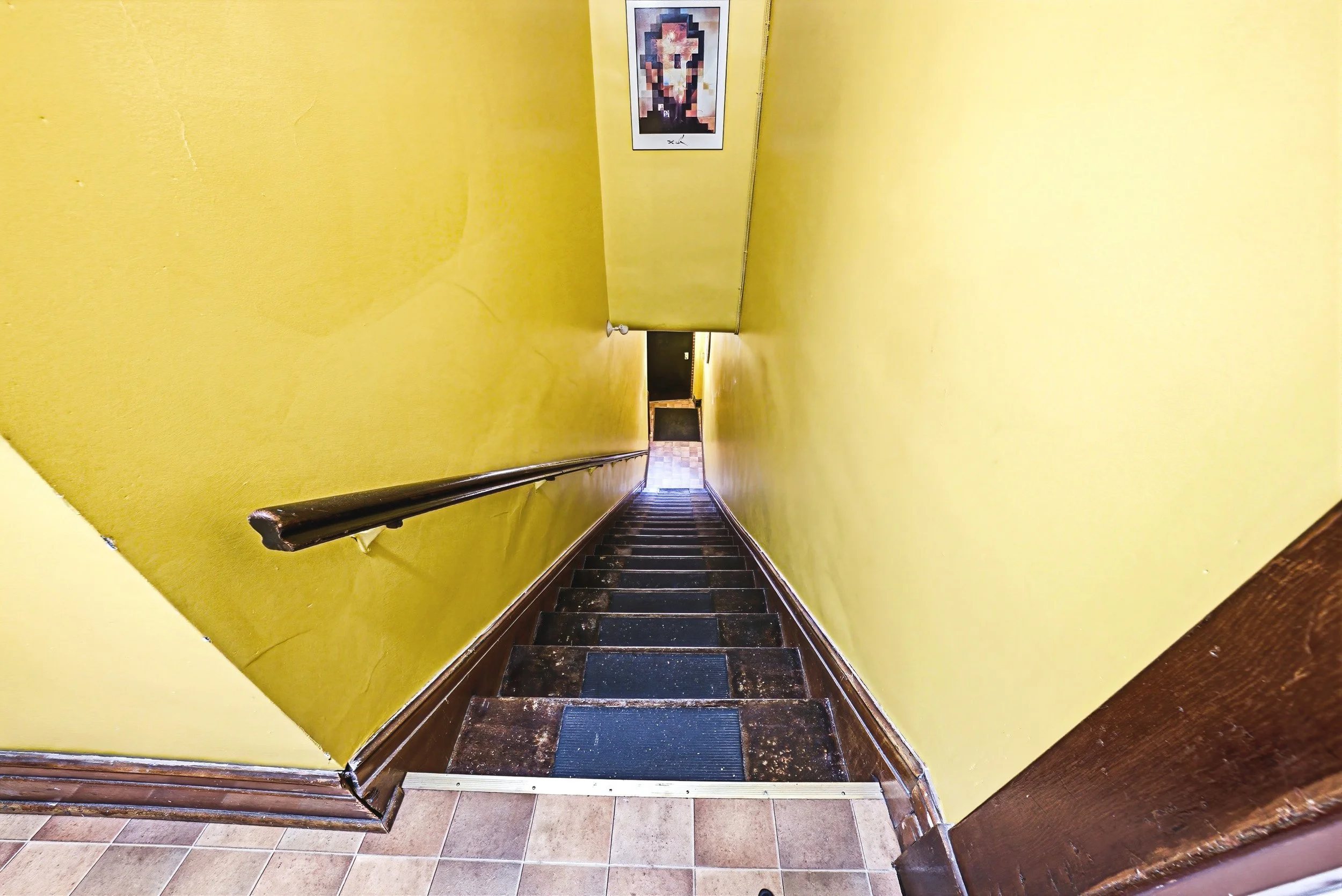 31 - 595 King St E, Hamilton.jpg