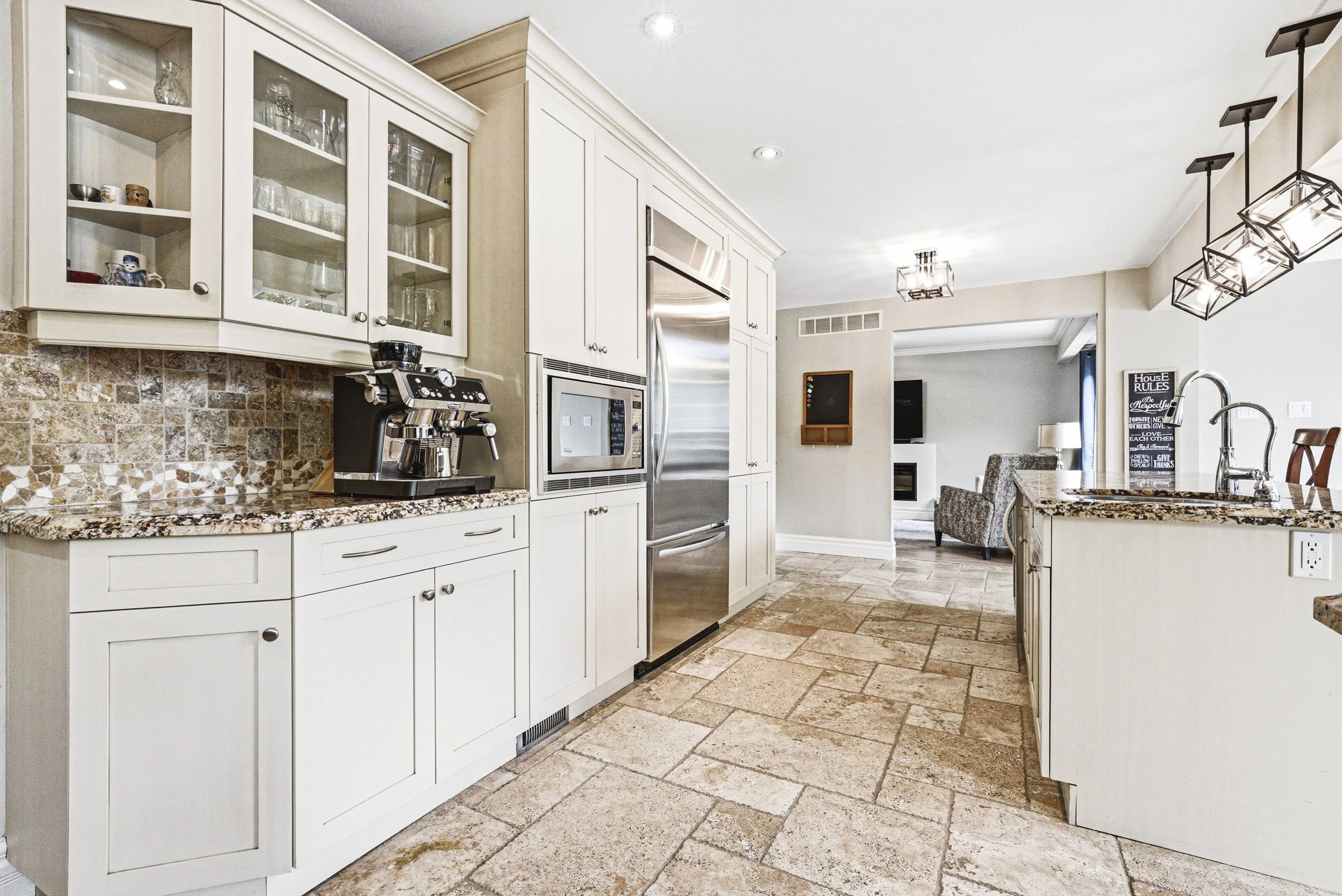 13 - 5 Valleygreen Cr, Caledon E.jpg