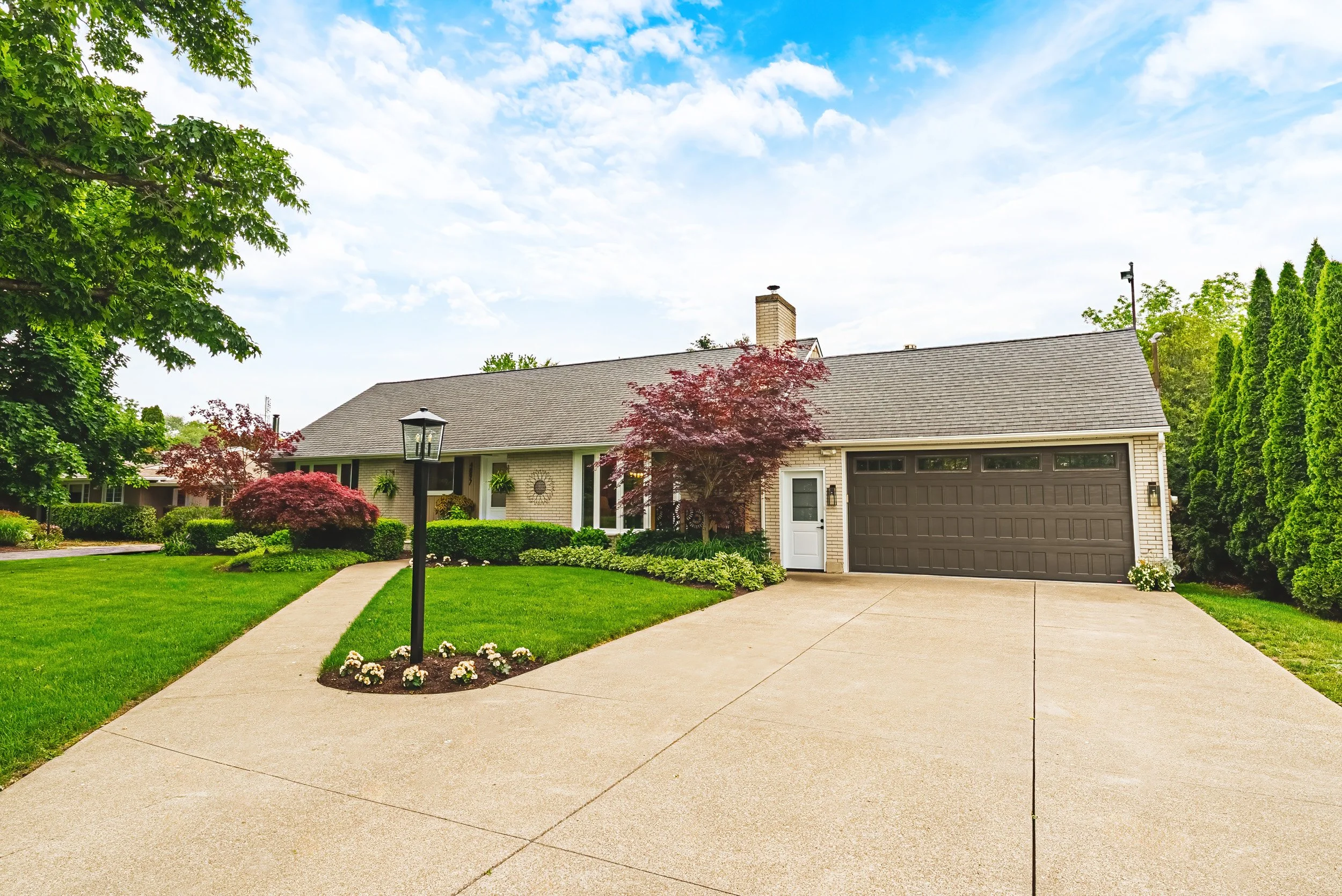 7 - 4897 Victoria Ave N, Vineland Station.jpg