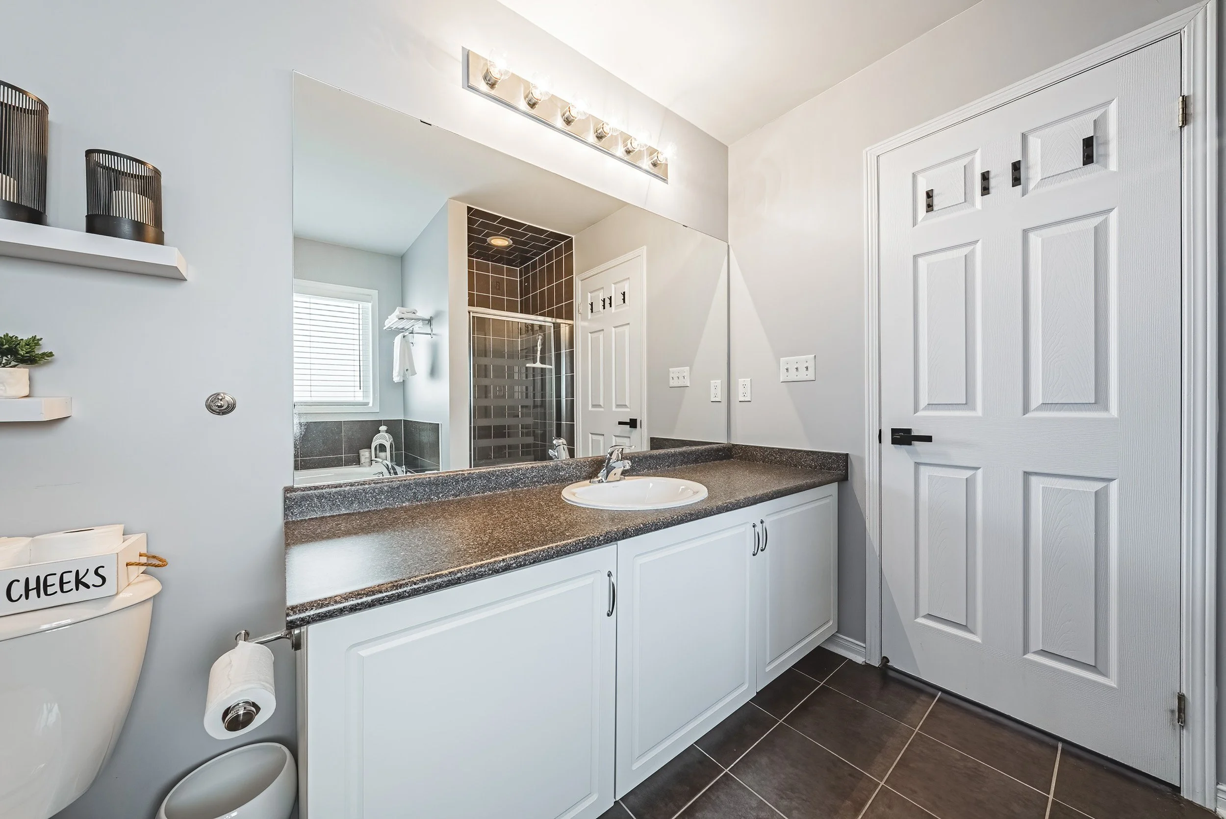 23 - 142 Bradley Ave, Binbrook.jpg