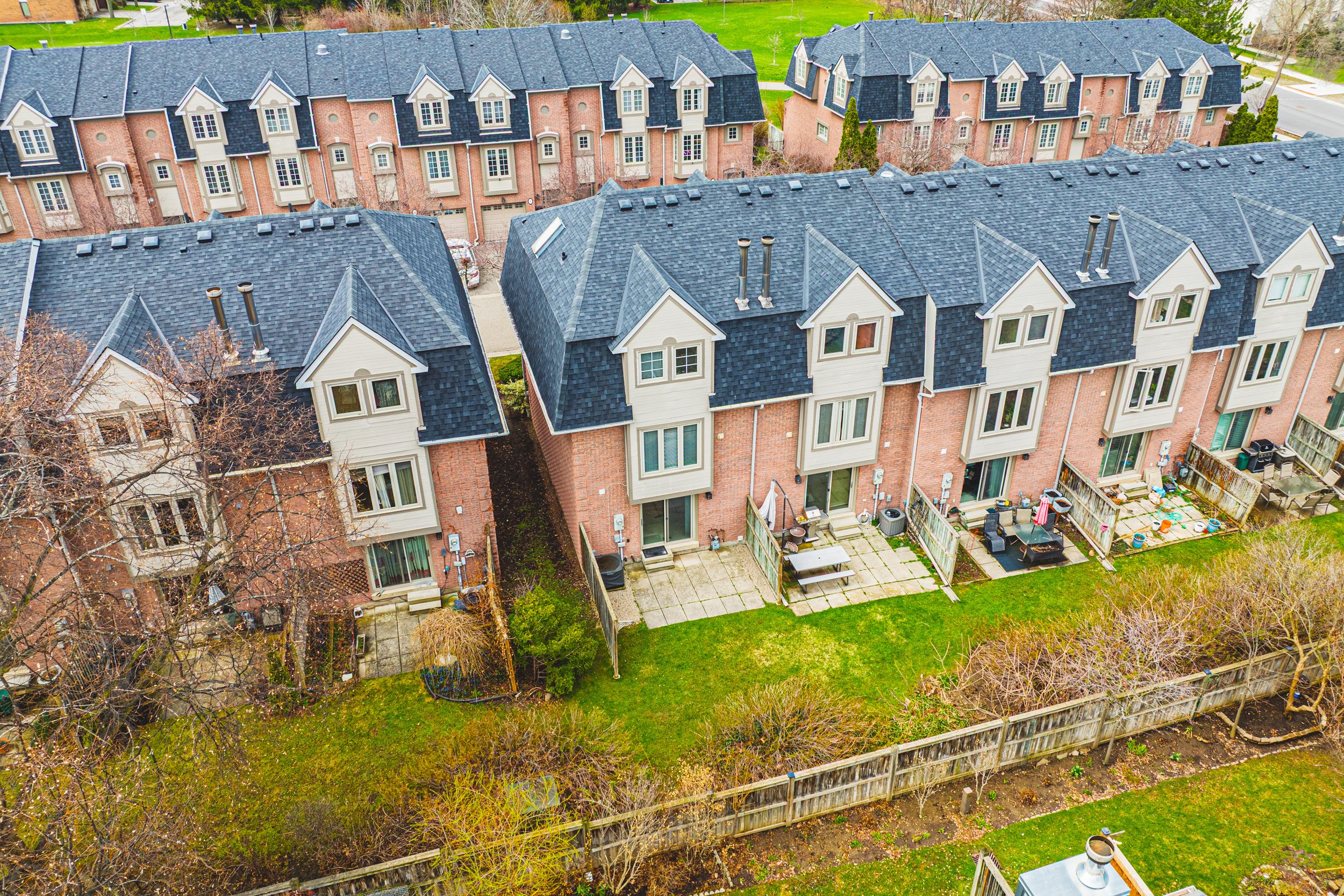 49 - 3140 Fith Line #28, Mississauga.jpg