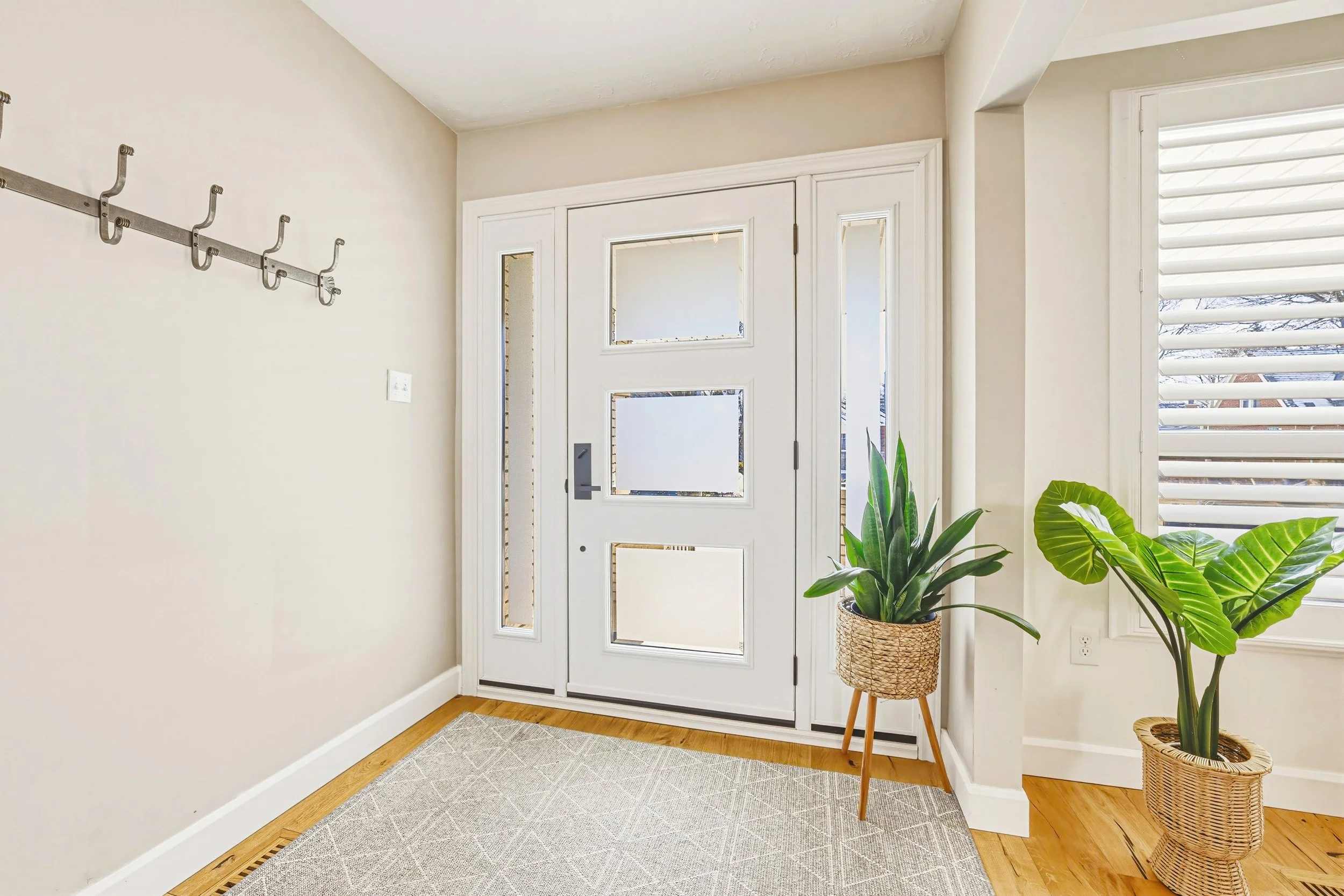 4 - 103 Empress Ave, Hamilton.jpg