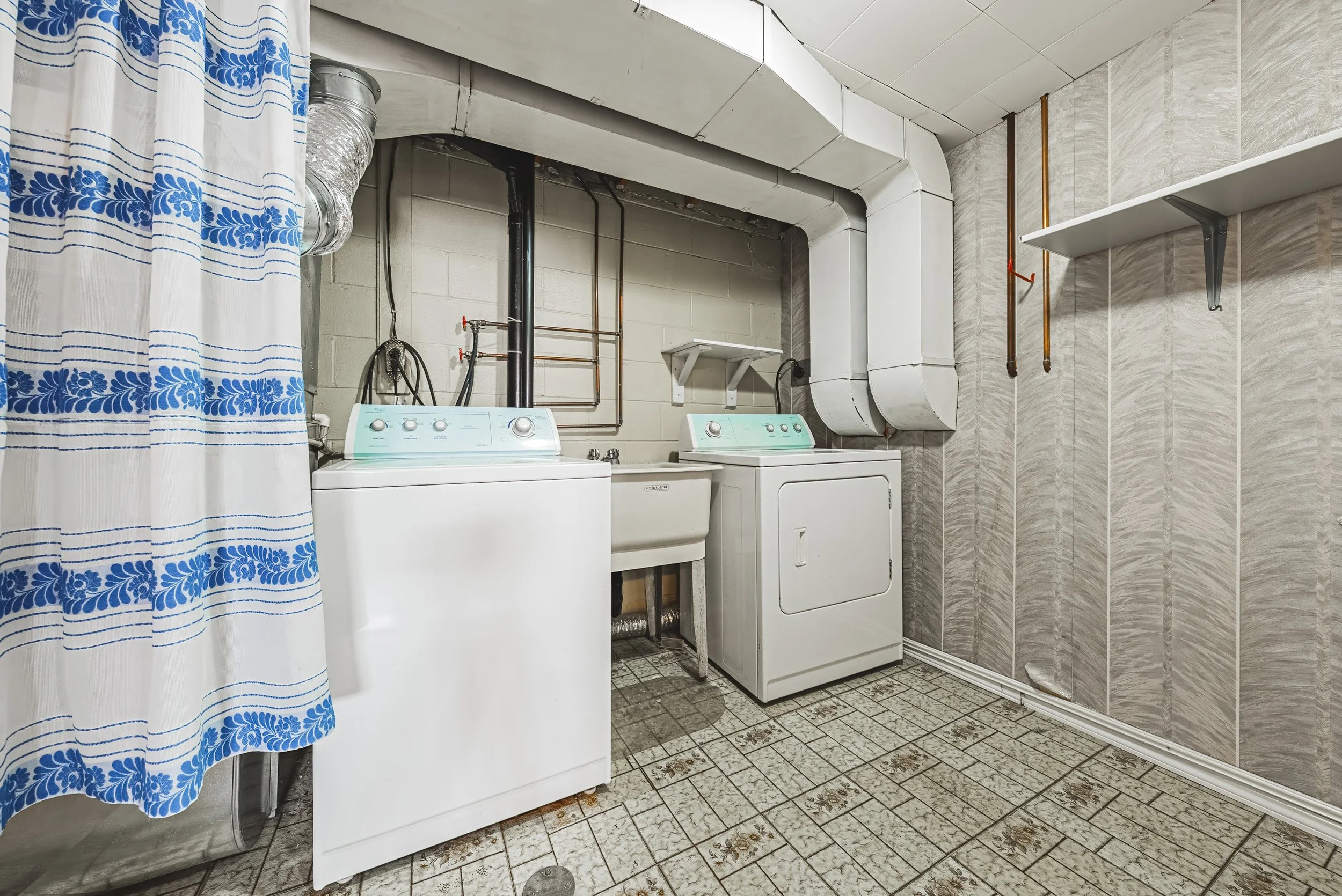27 - 2360 Greenbank Trail, Burlington.jpg