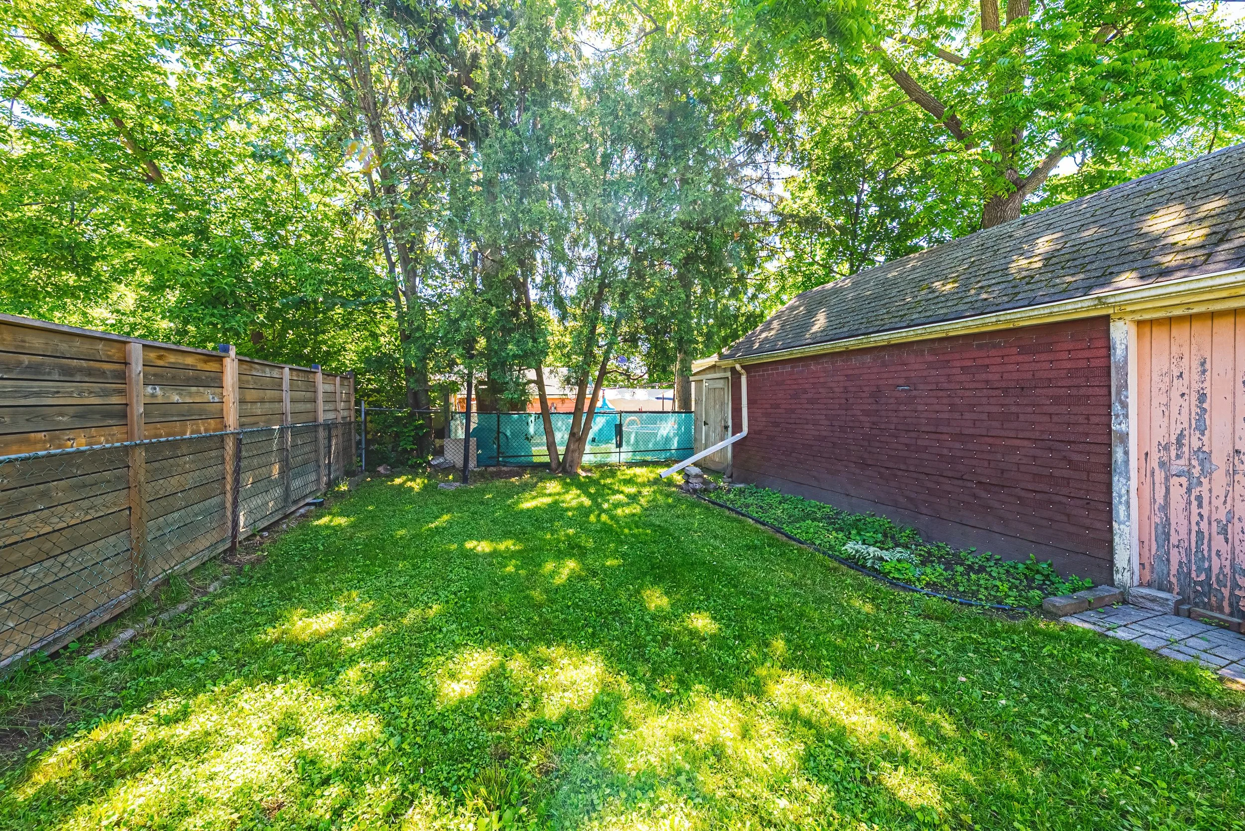 24 - 203 W 2nd St, Hamilton.jpg