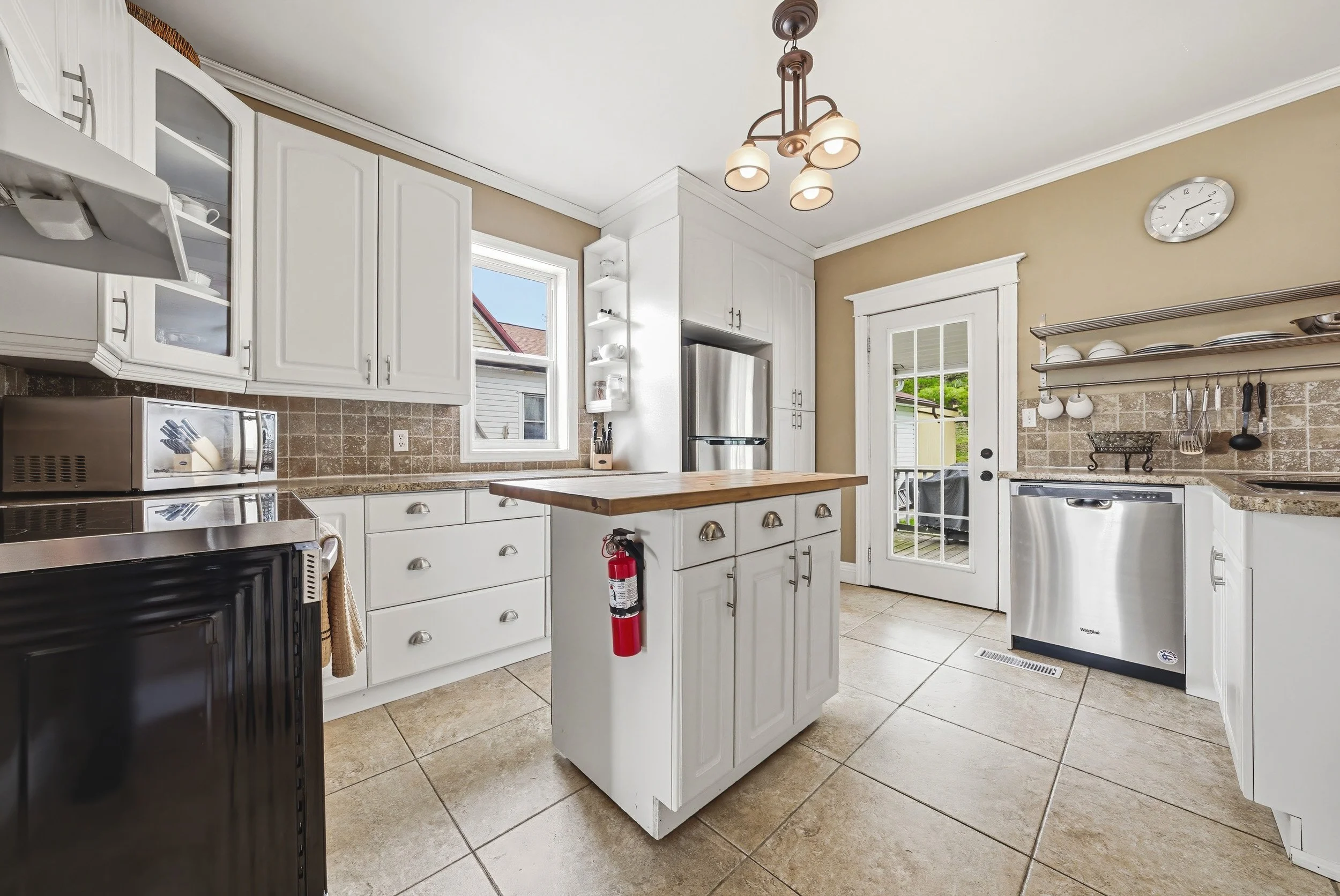 12 - 30 Grand Ave, Caledonia.jpg