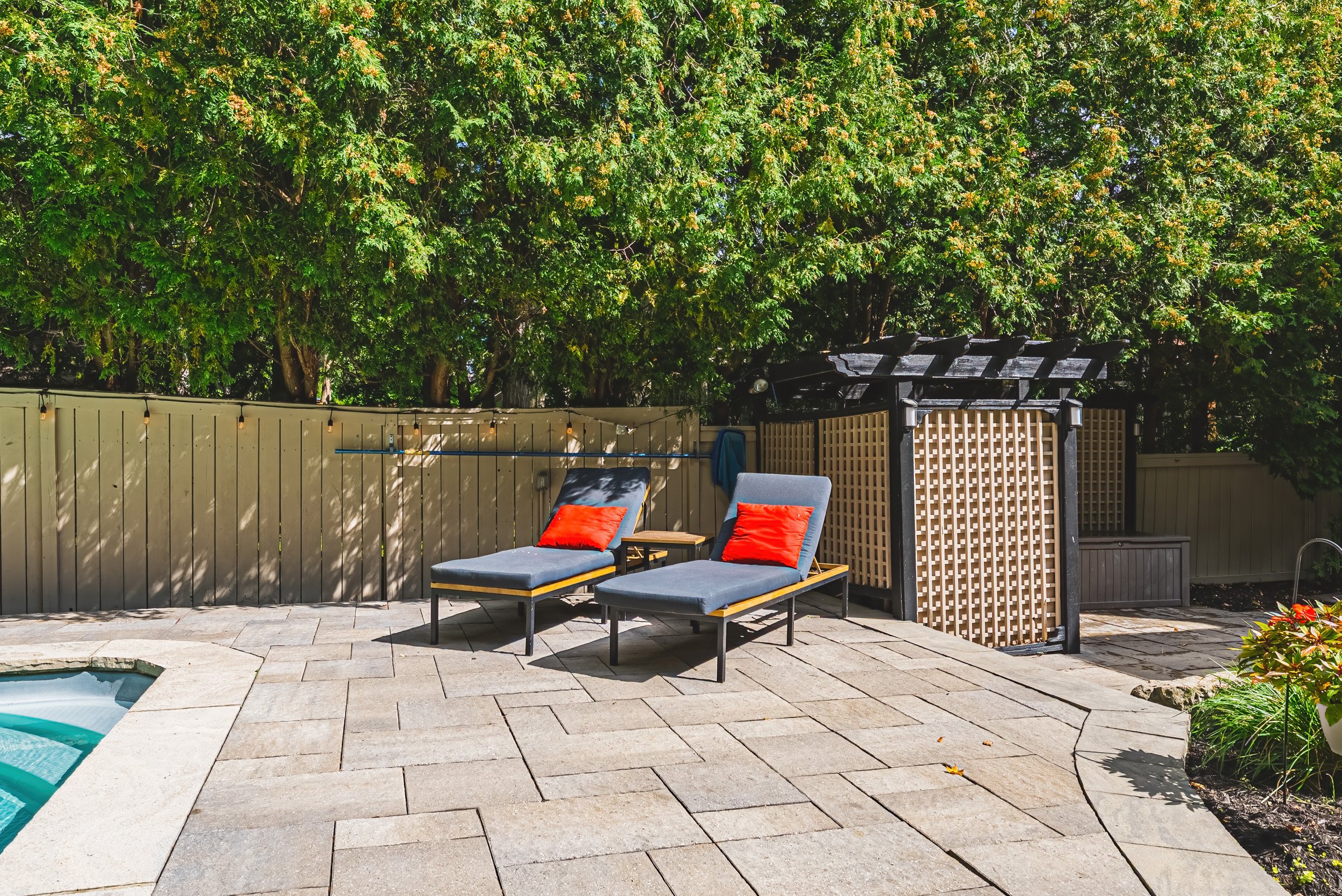 64 - 3021 Woodland Park Dr, Burlington.jpg