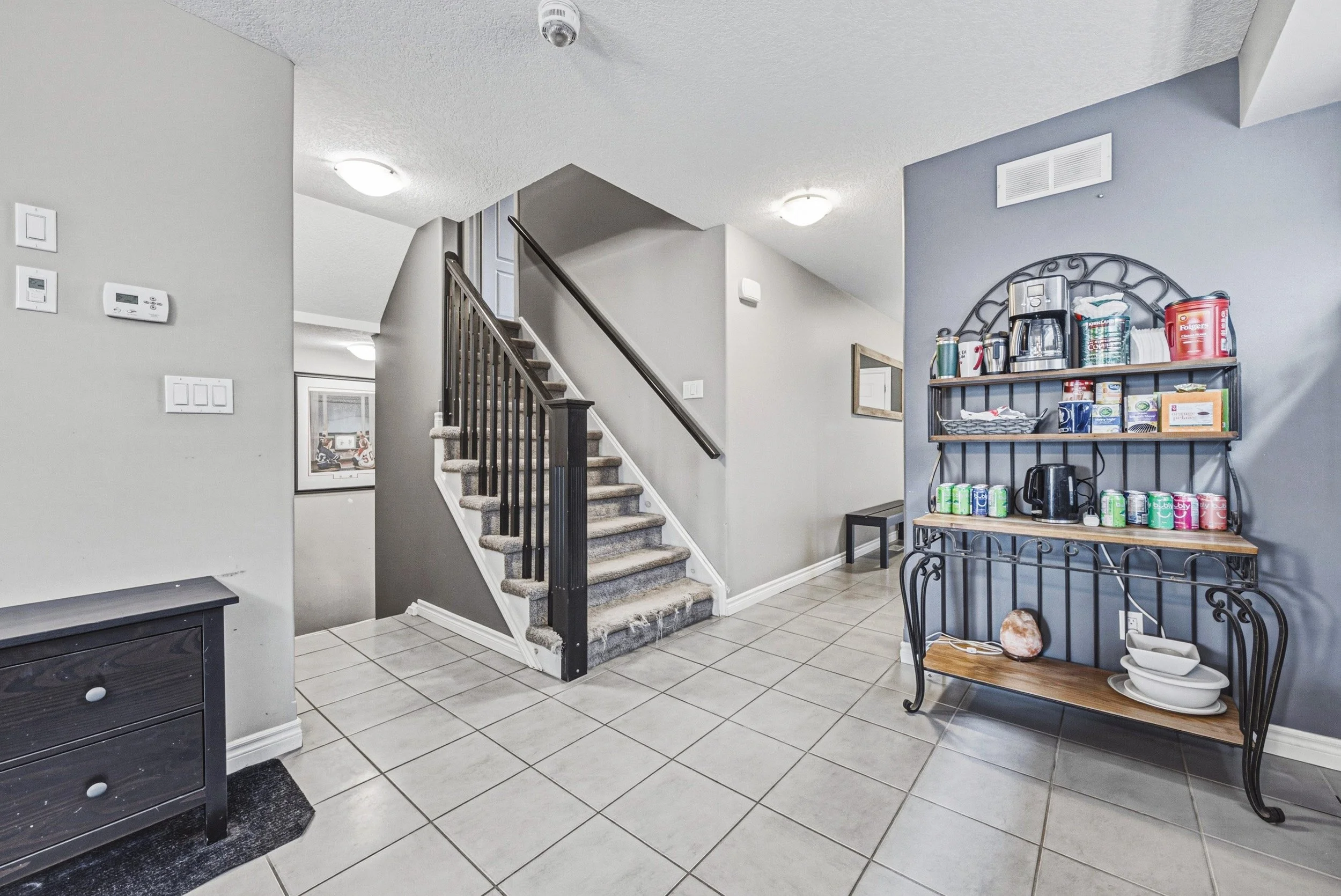 8 - 93 Couling Cres, Guelph.jpg
