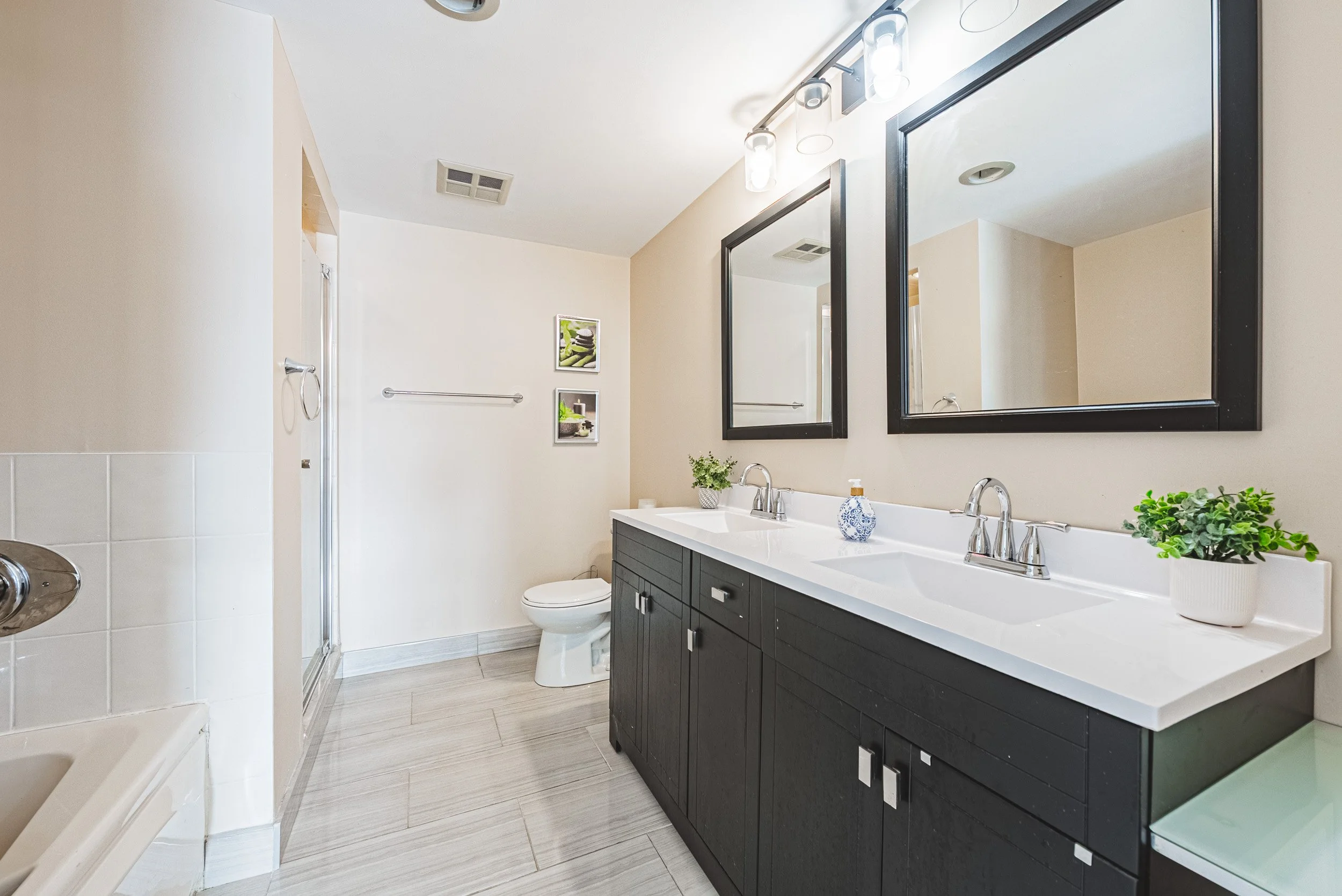 36 - 2155 Burnhamthorpe Rd W #1904, Mississauga.jpg