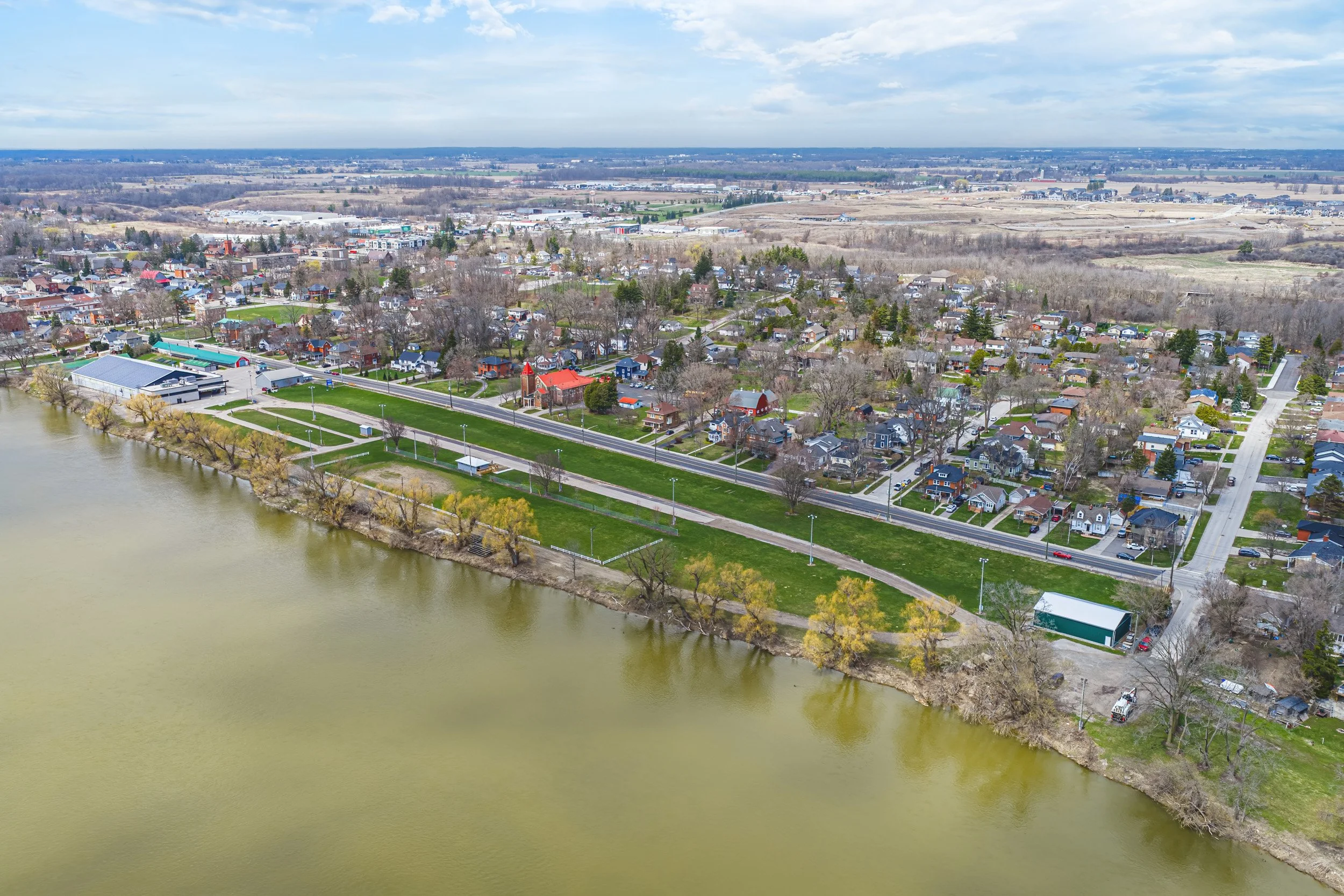 44 - 30 Grand Ave, Caledonia.jpg