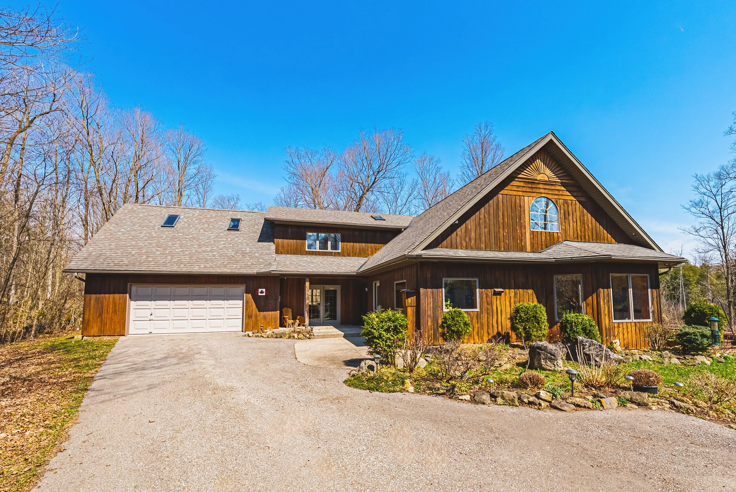 2 - 1325 3 Side Rd, Campbellville.jpg