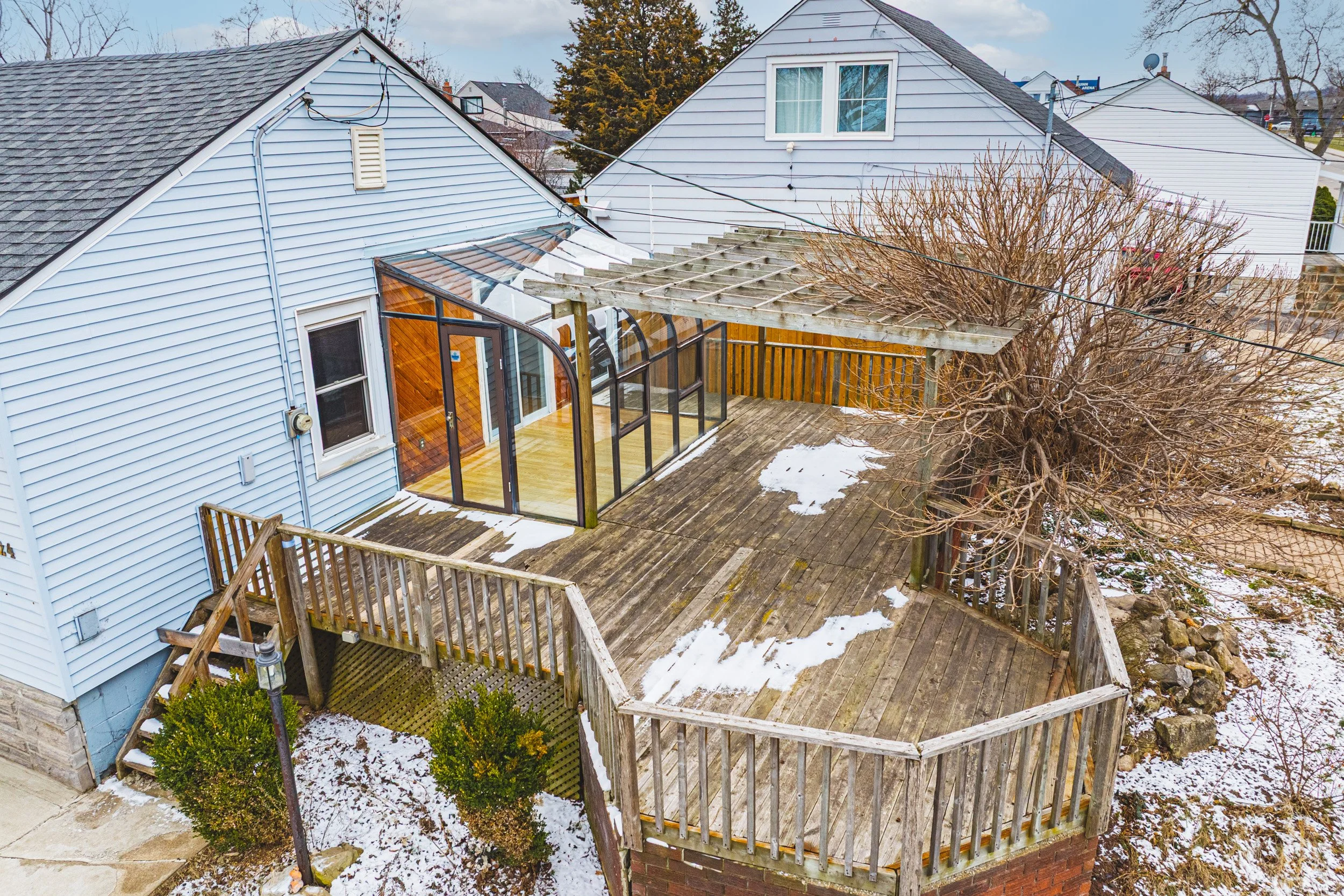 36 - 1124 Dunsmure, Hamilton.jpg