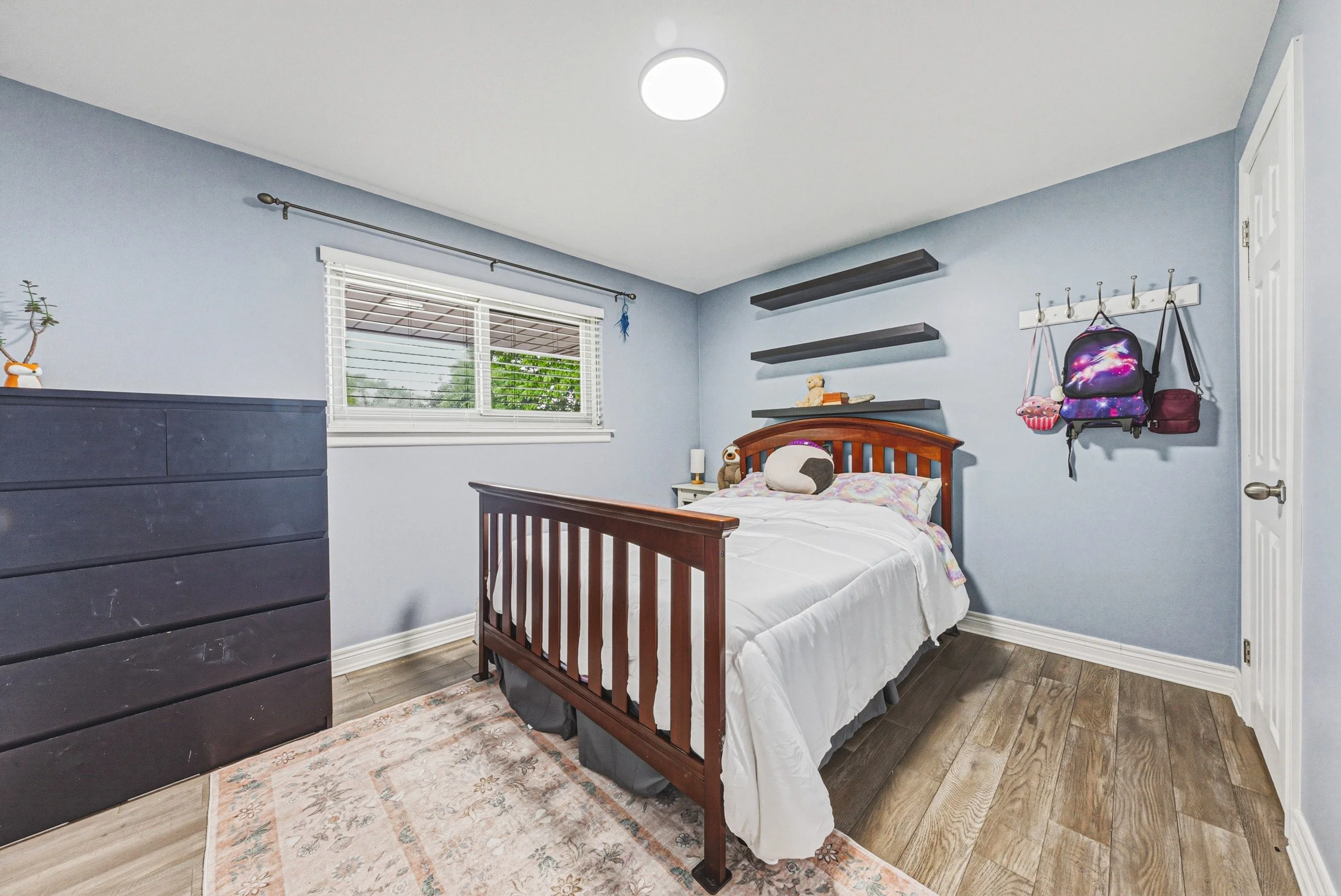 16 - 1208 Homewood Dr, Burlington.jpg